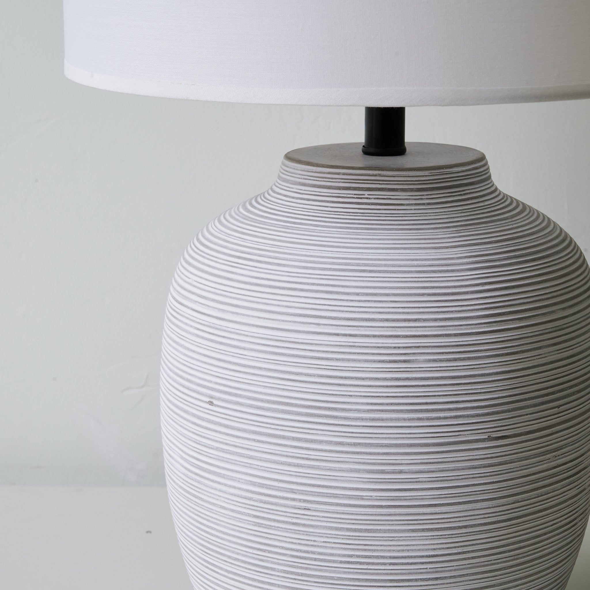 Edward Minimalist Ceramics Table Lamp-Neutral Decor