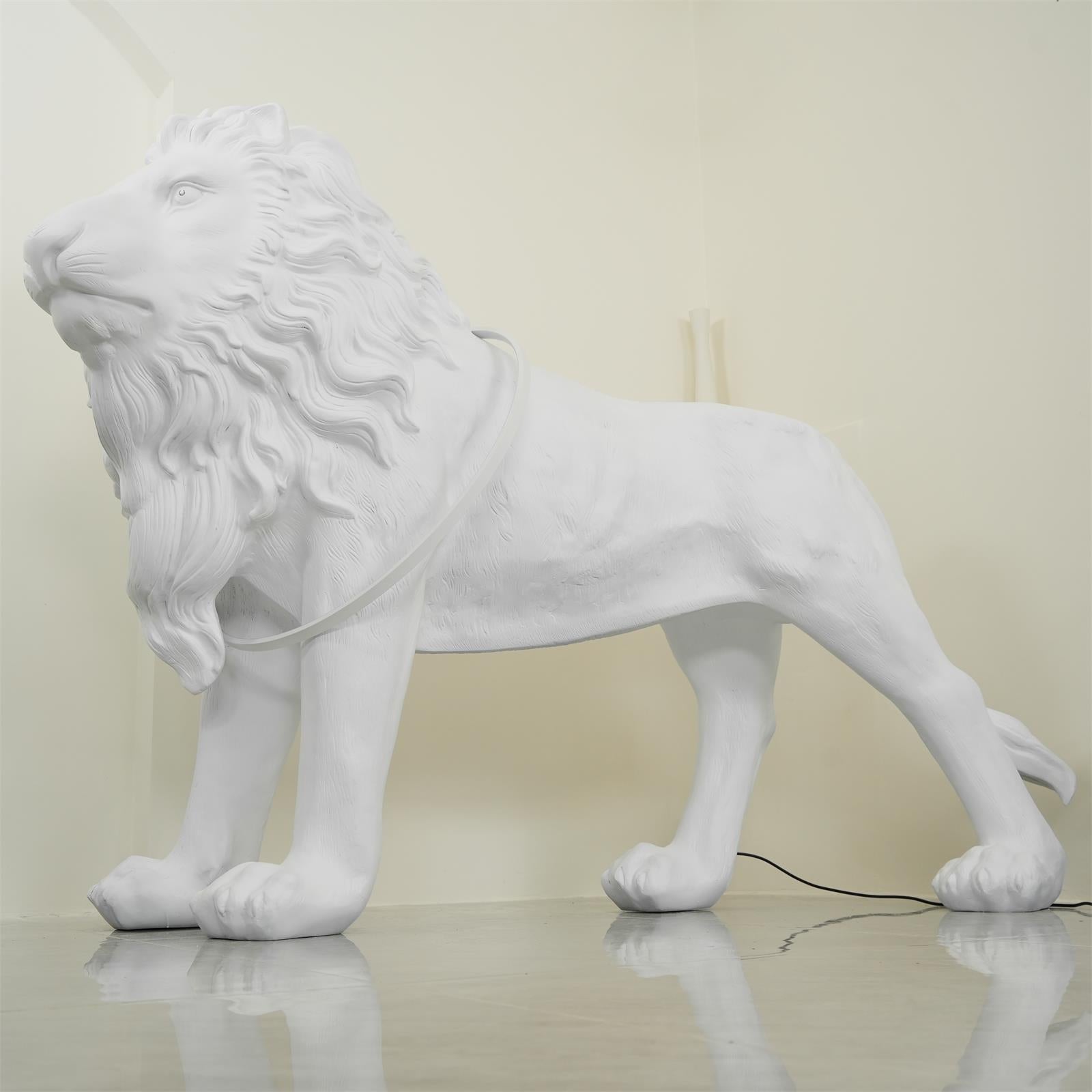 Leo Floor Lamp