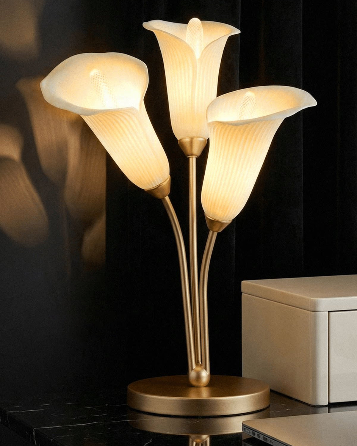 Thara Table Light