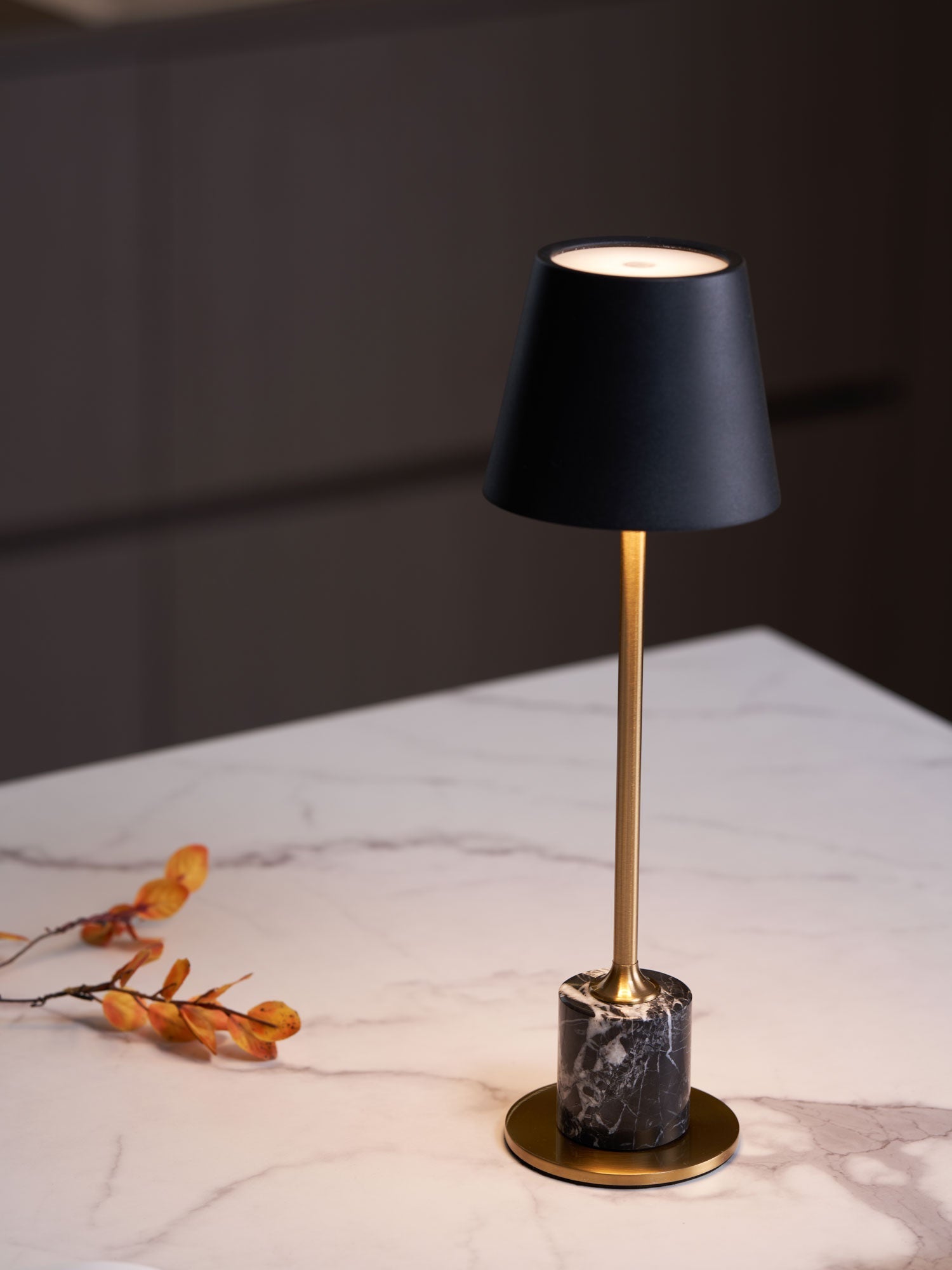 Penny Minimalist Table Lamp-Neutral Decor