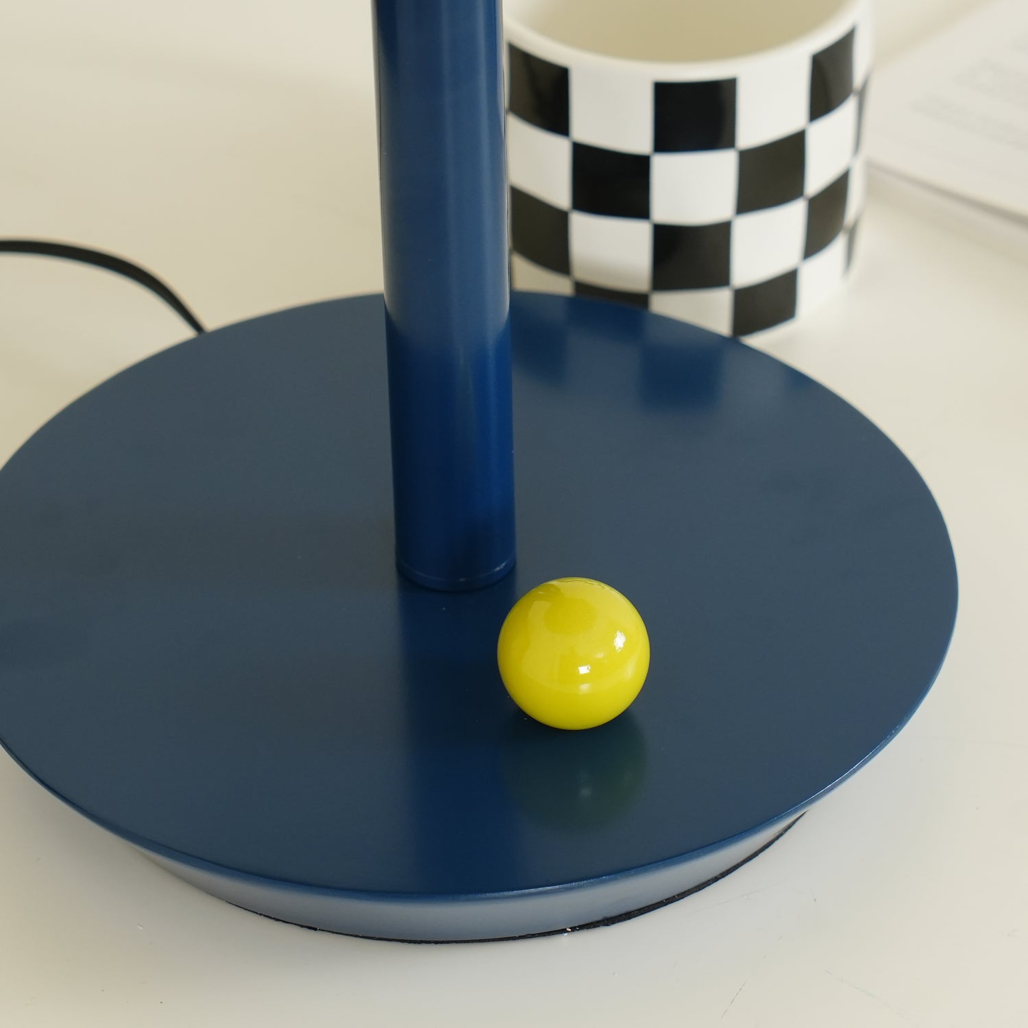 Sirixon Modern Table Lamp-Neutral Decor