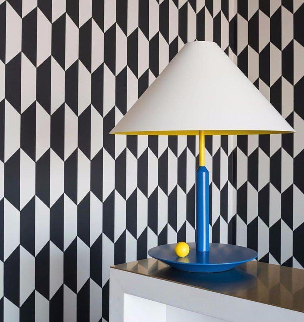 Sirixon Modern Table Lamp-Neutral Decor