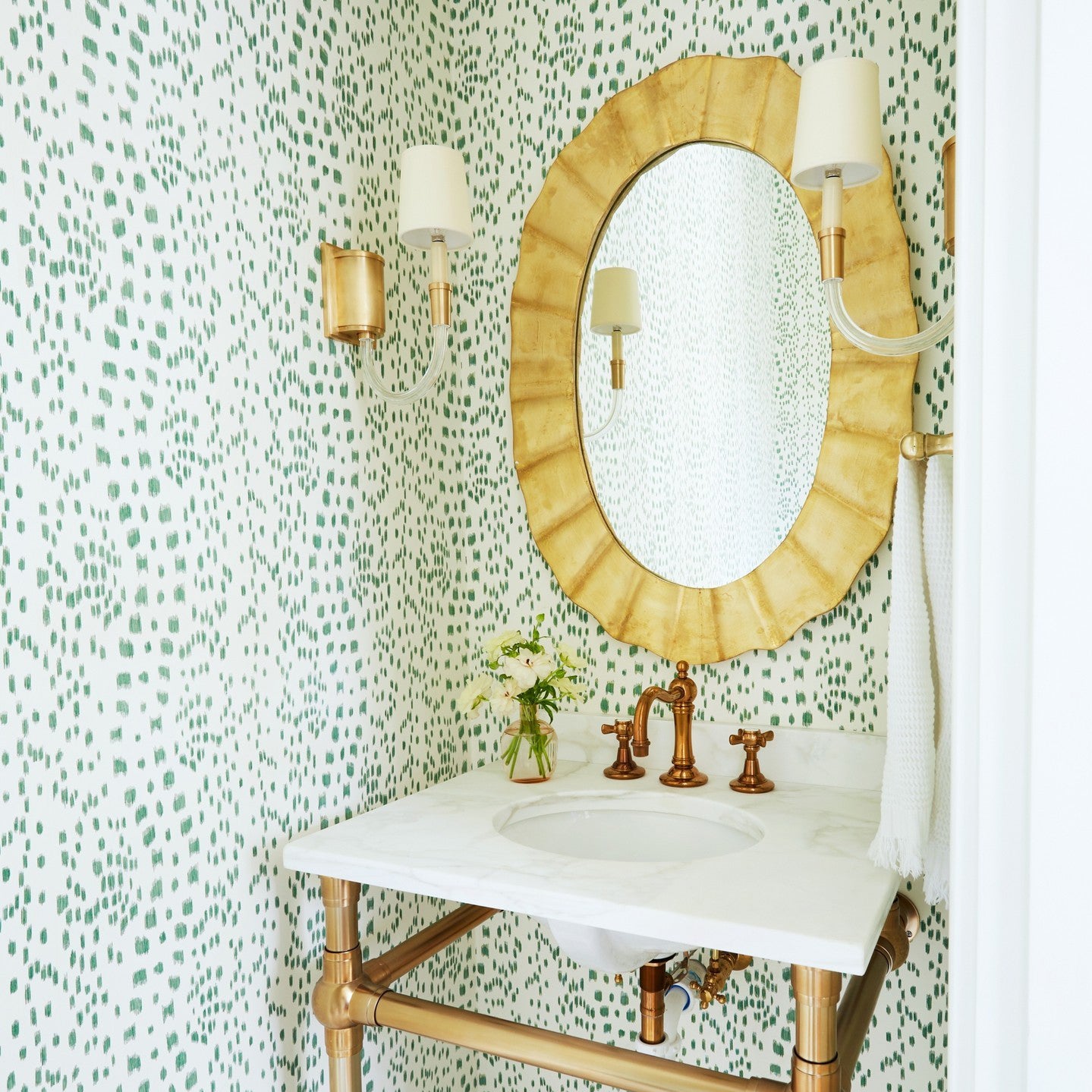 Etalarae Wall Lamp