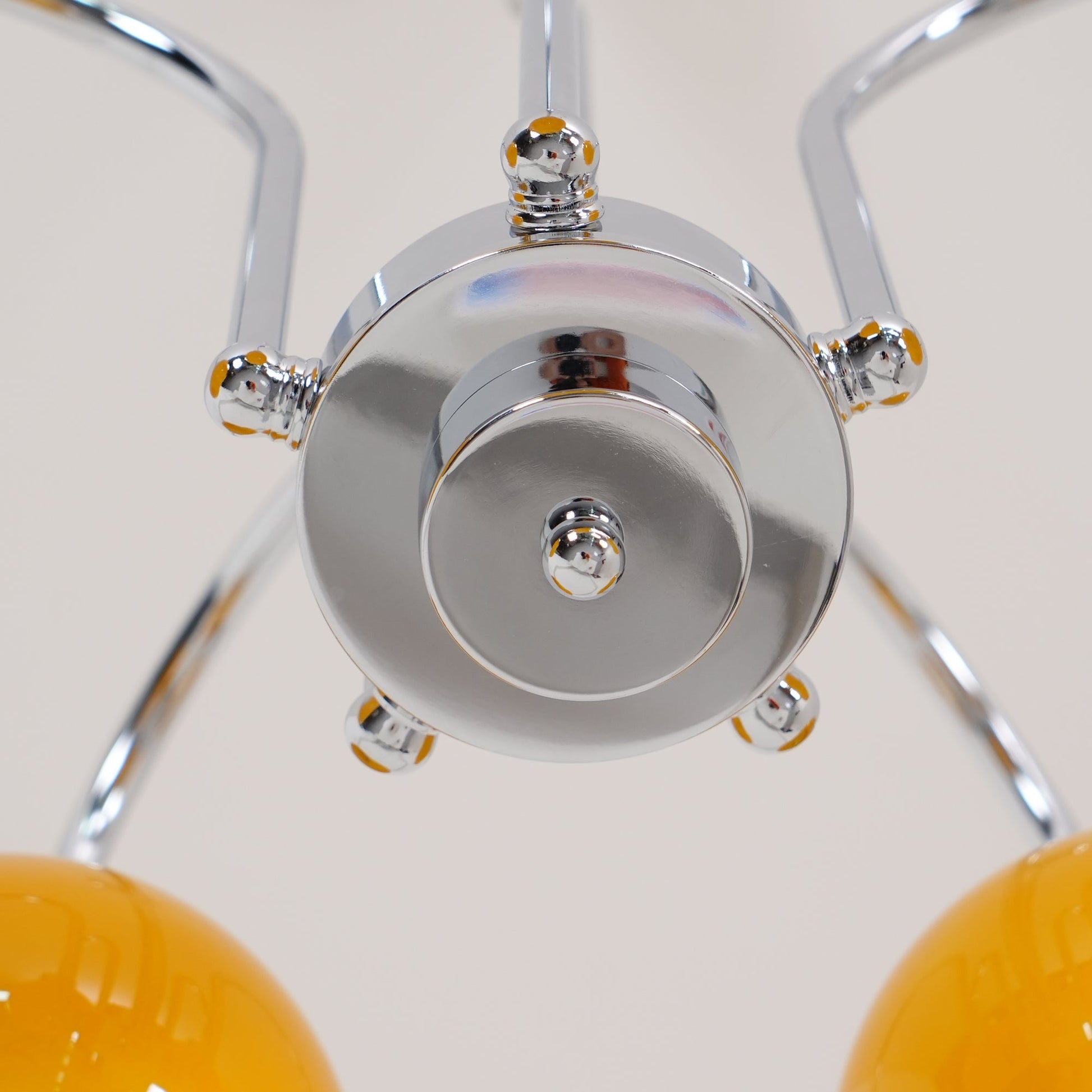 Lustra Chandelier Yellow Glass Globes-Neutral Decor