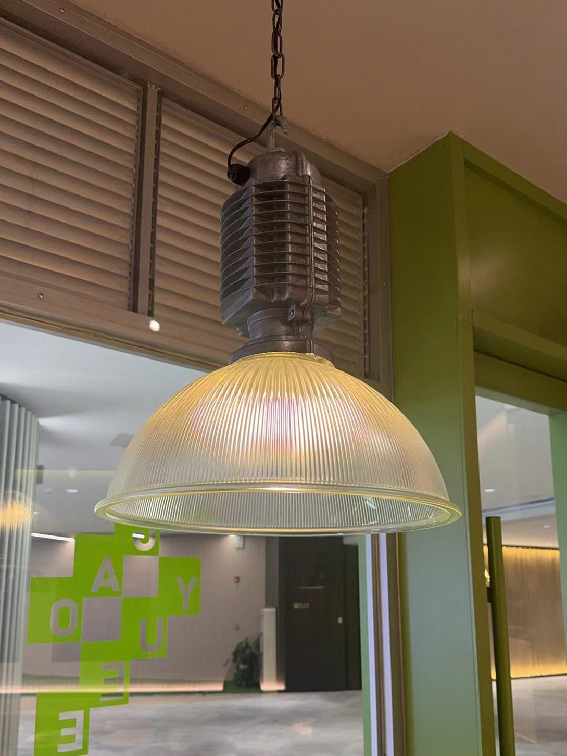 Vosilis Pendant Light