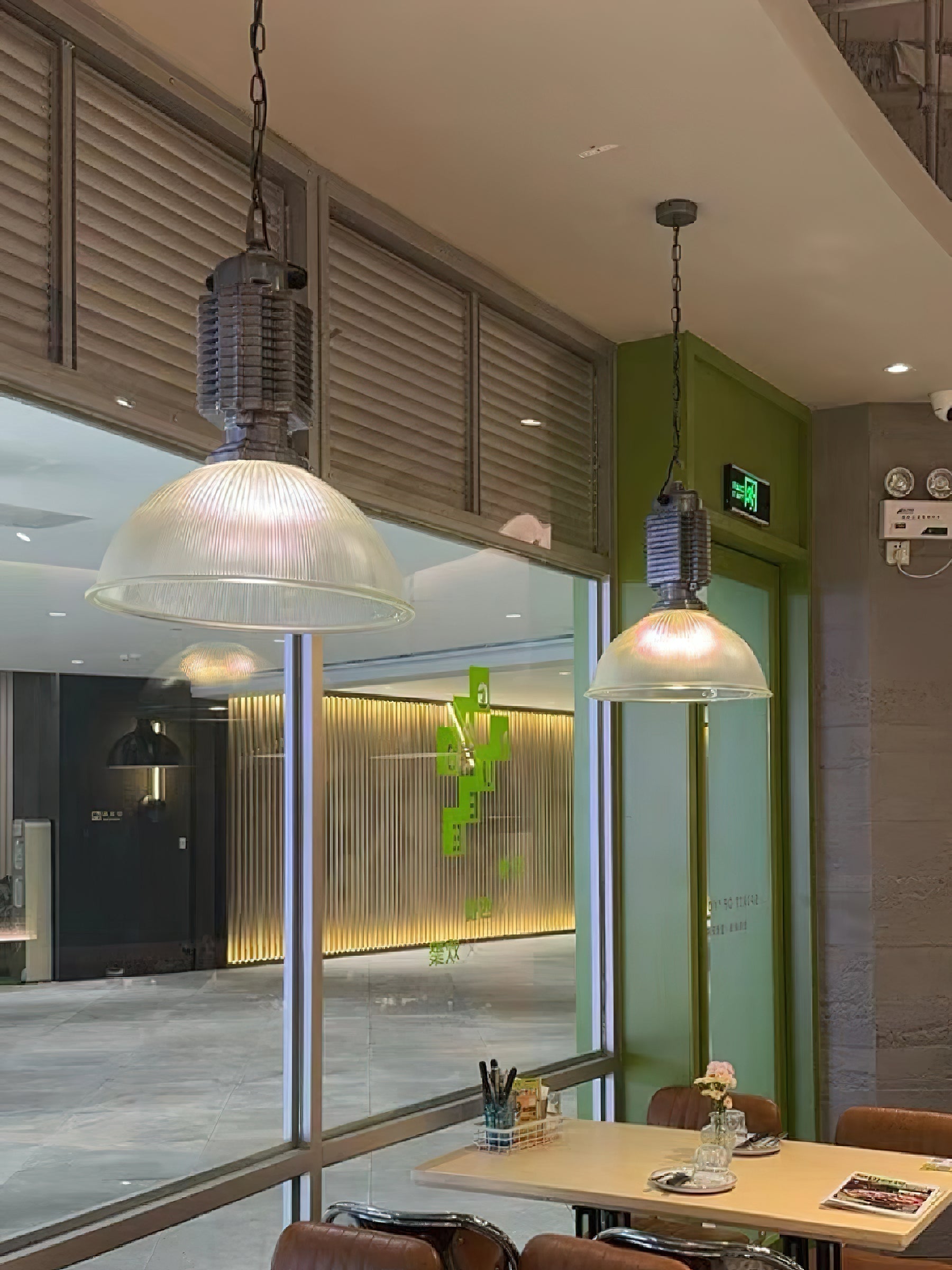 Vosilis Pendant Light