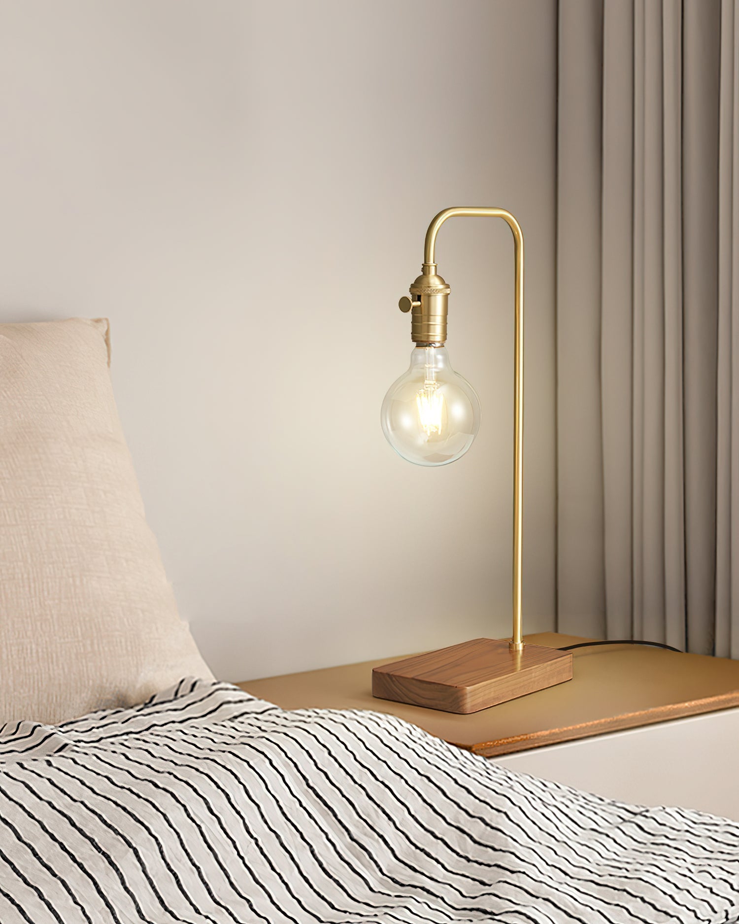 Edy Table Lamp