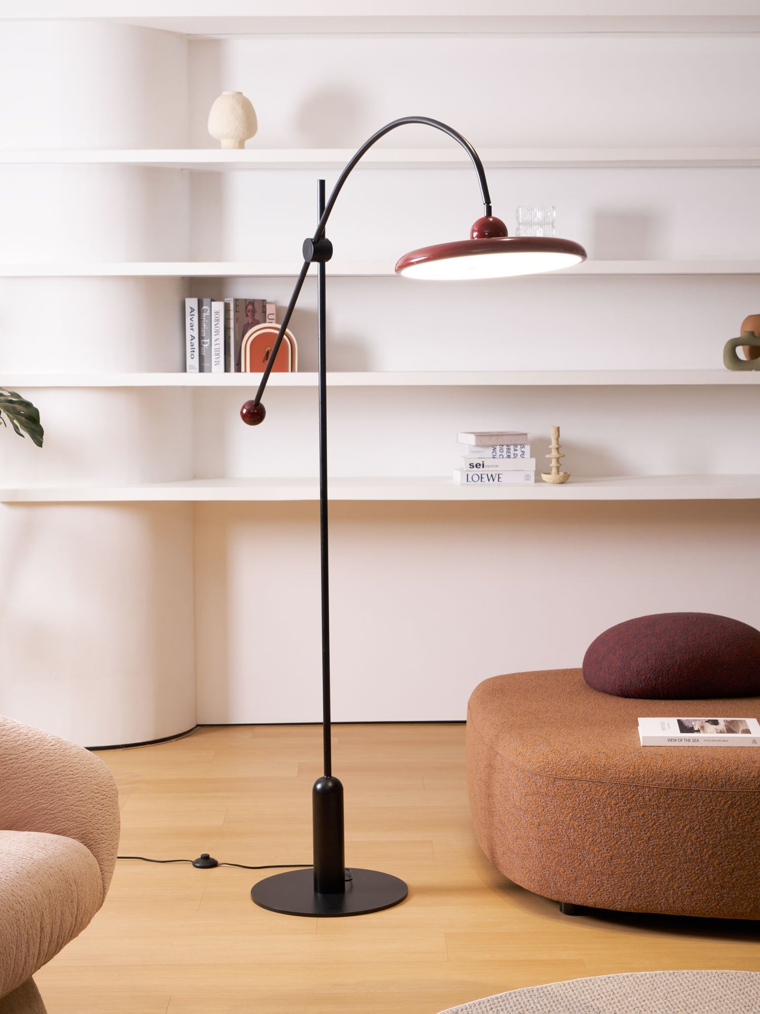 Arc Modern Floor Lamp-Neutral Decor