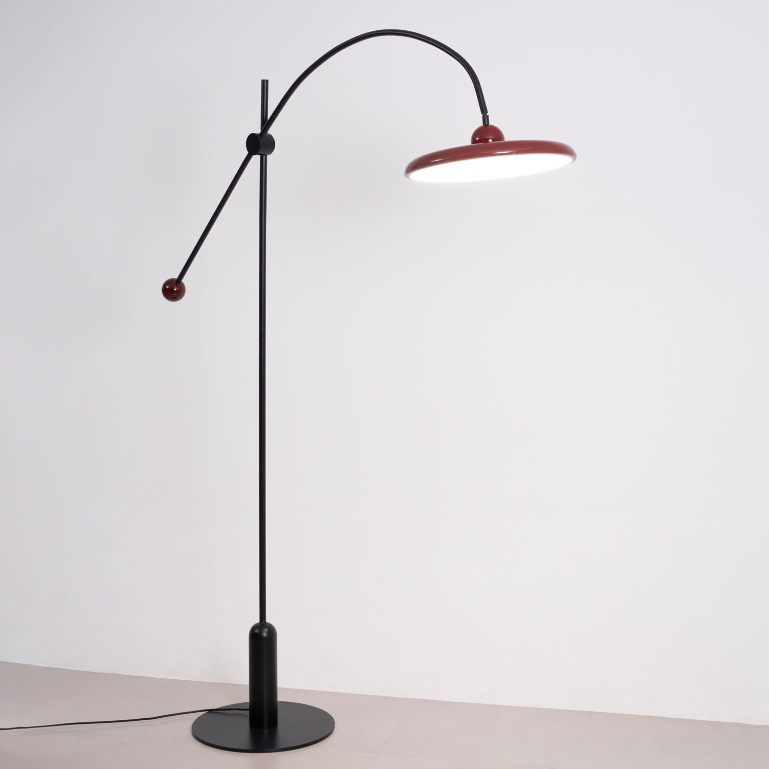 Arc Modern Floor Lamp-Neutral Decor