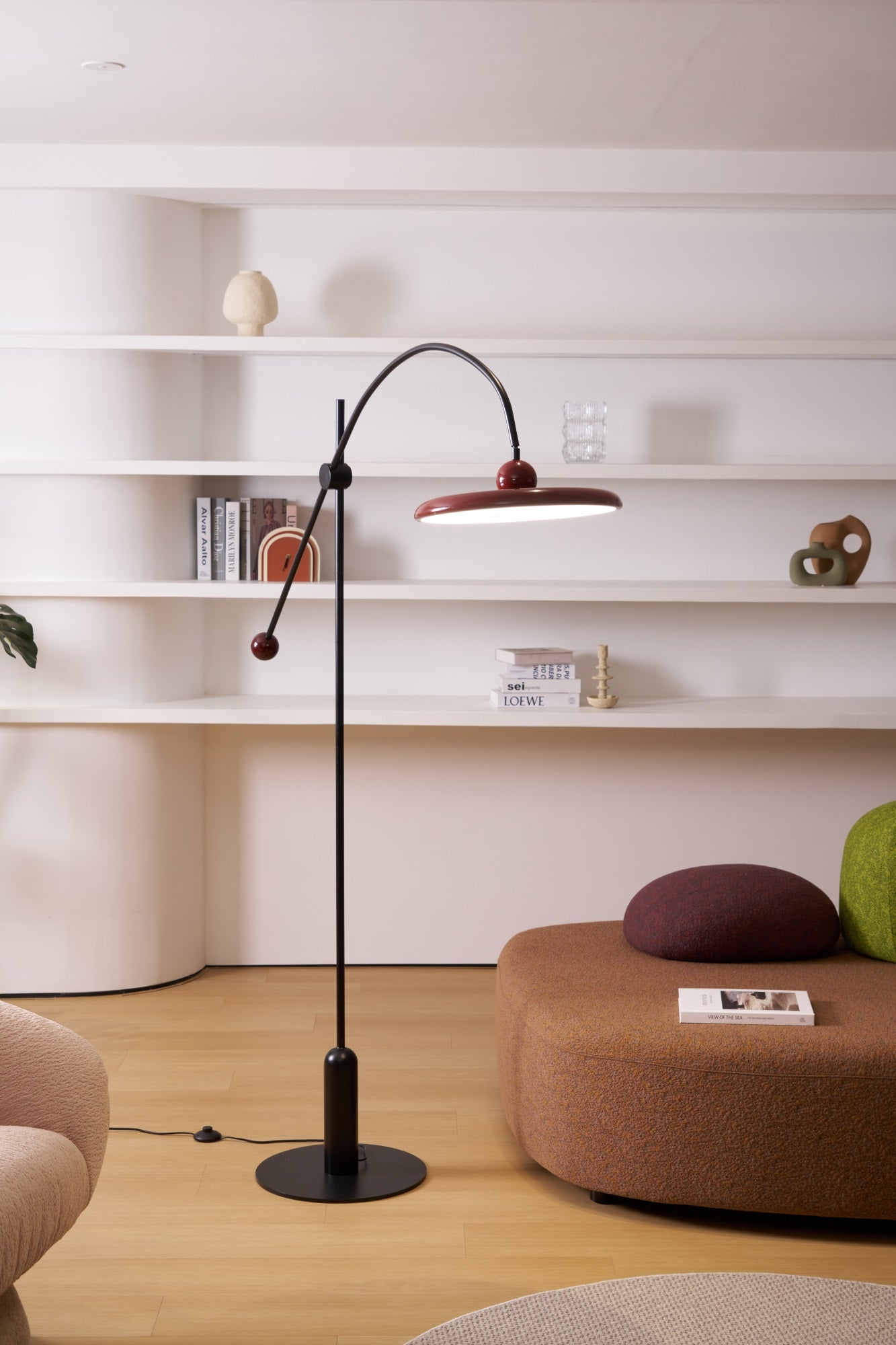 Arc Modern Floor Lamp-Neutral Decor