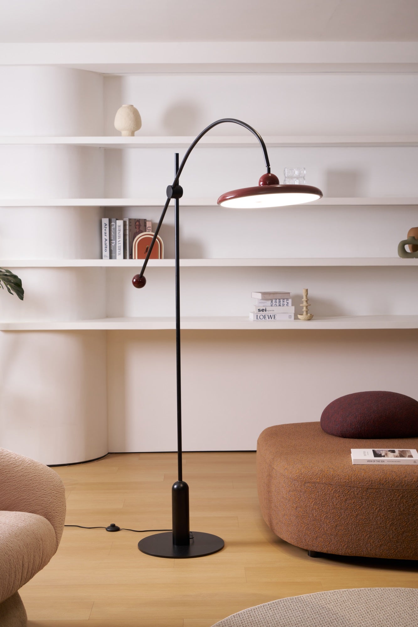 Arc Modern Floor Lamp-Neutral Decor