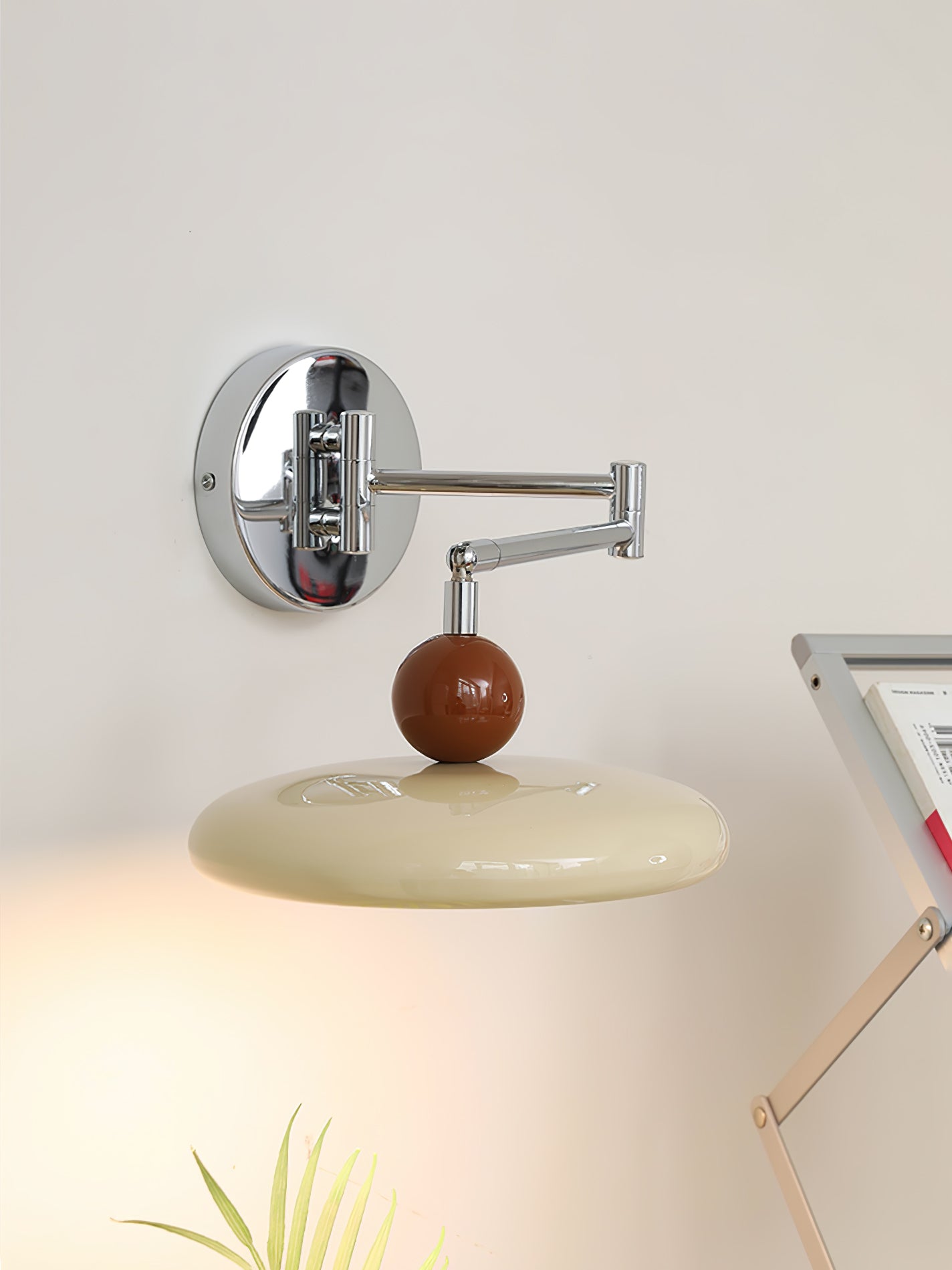 Rixor Vintage Acrylic Wall Lamp-Neutral Decor
