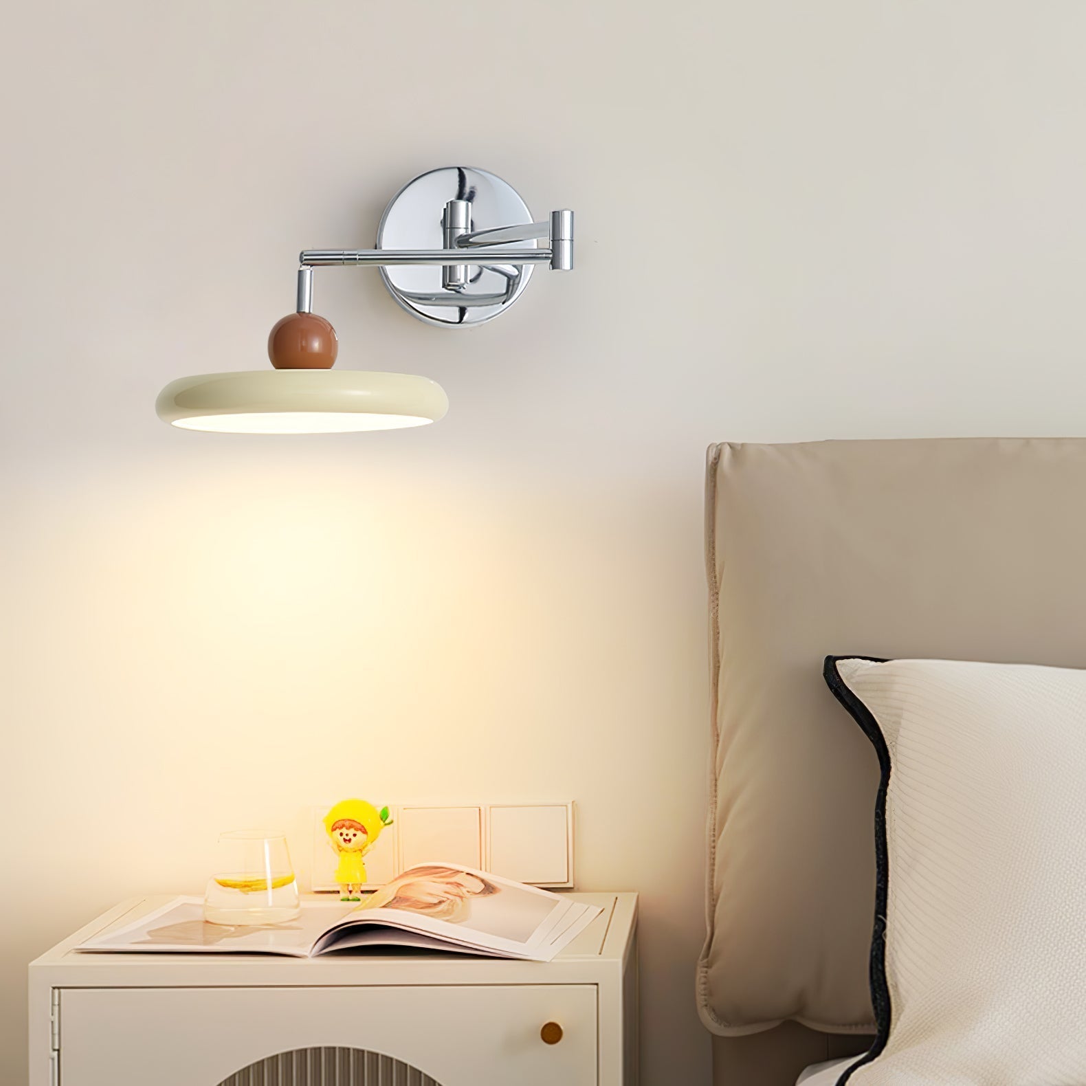 Rixor Vintage Acrylic Wall Lamp-Neutral Decor