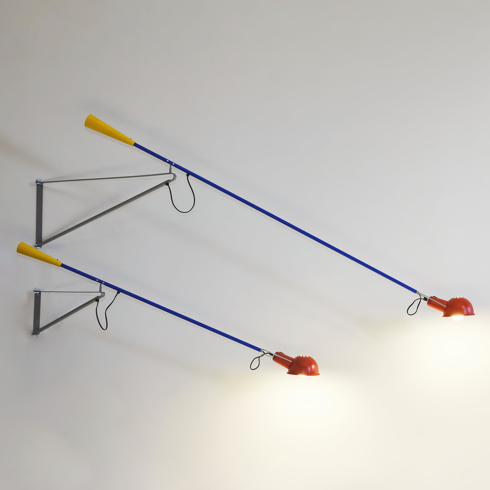 Cid Modern Minimalist Long Arm Wall Lamp-Neutral Decor