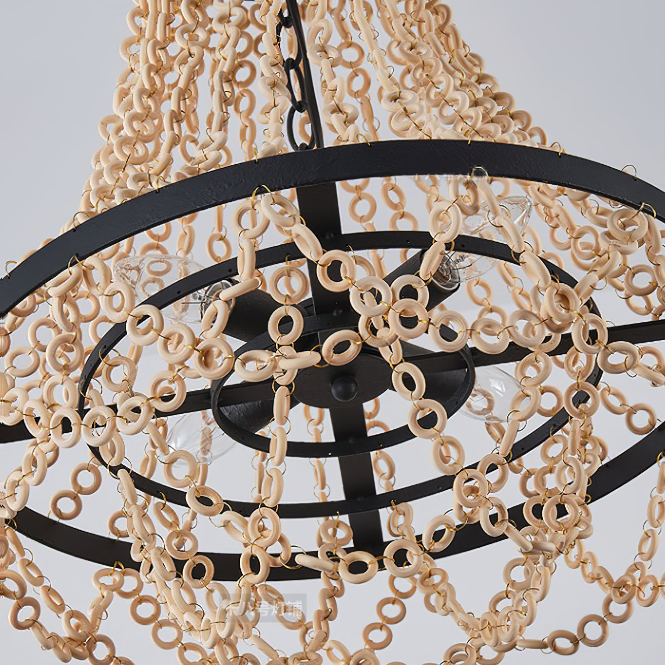 Vevyniel Chandelier