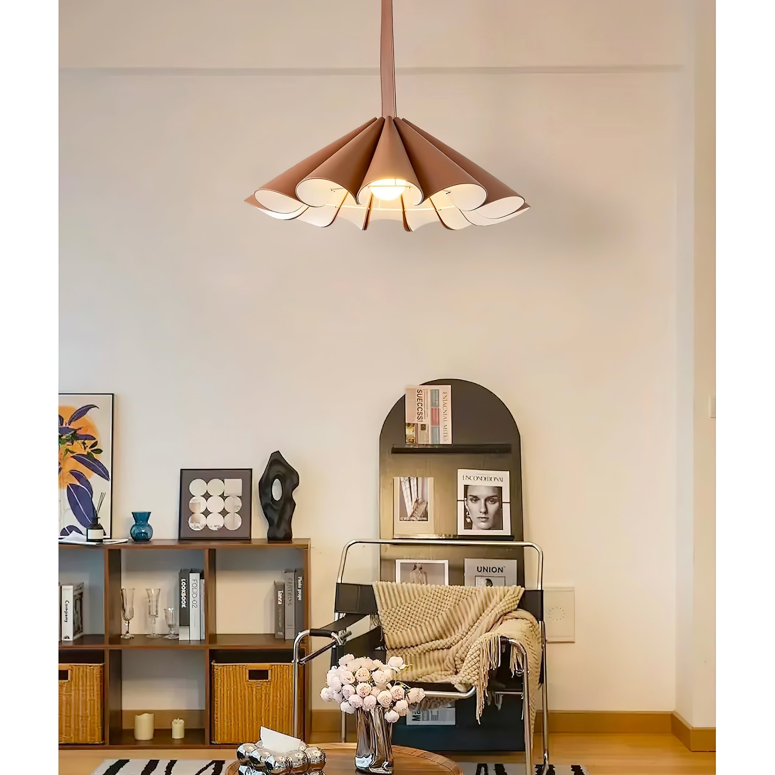 View of the metal canopy and suspension system of the Lora Pendant Lamp.