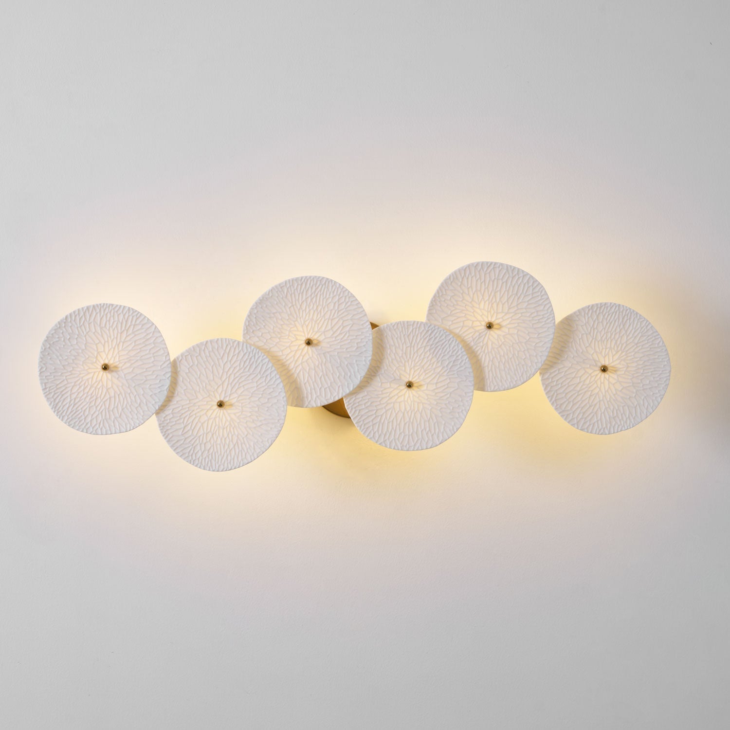 Jesse Elegance Nordic Art Petal Wall Lamp-Neutral Decor