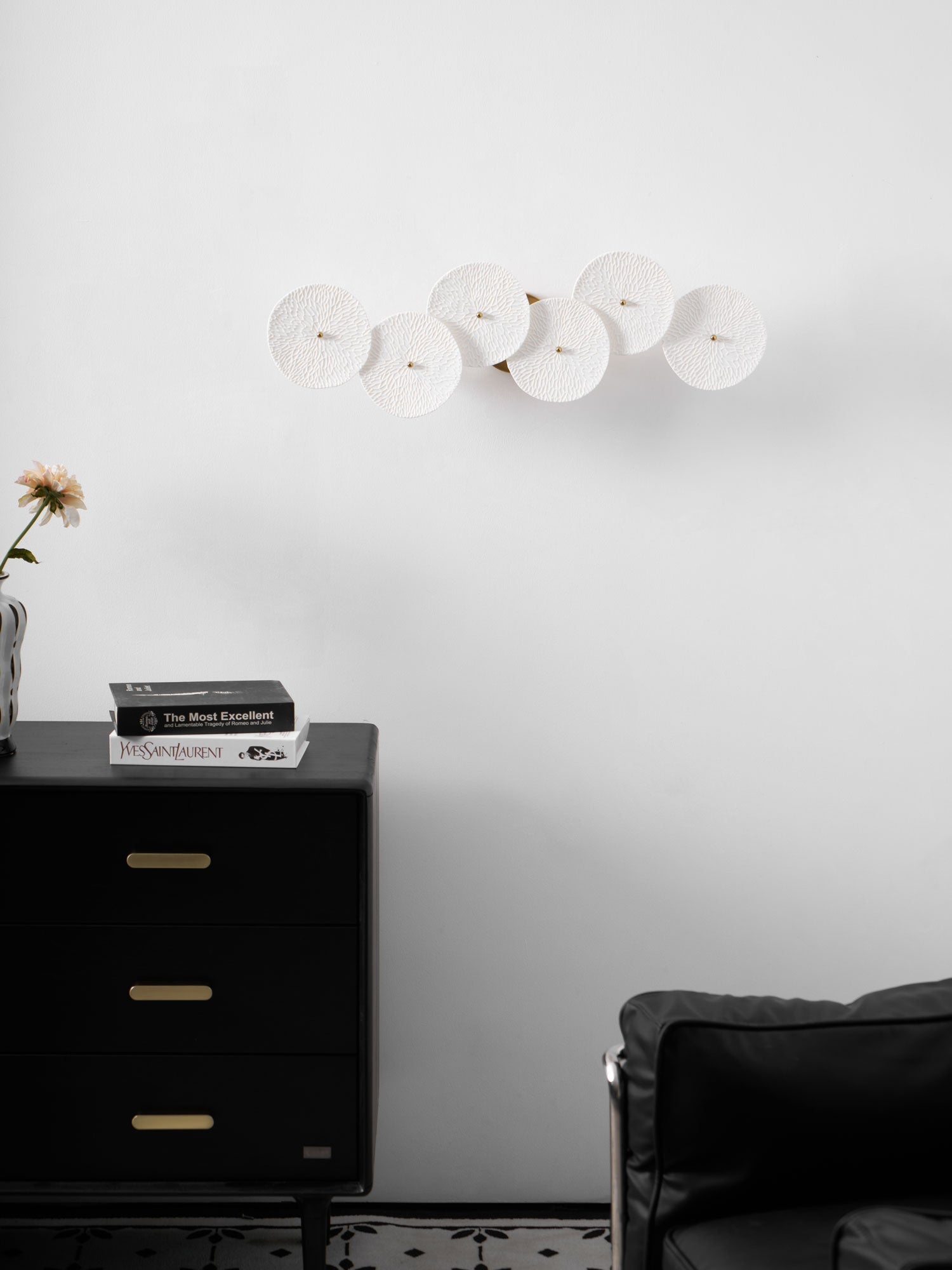 Jesse Elegance Nordic Art Petal Wall Lamp-Neutral Decor