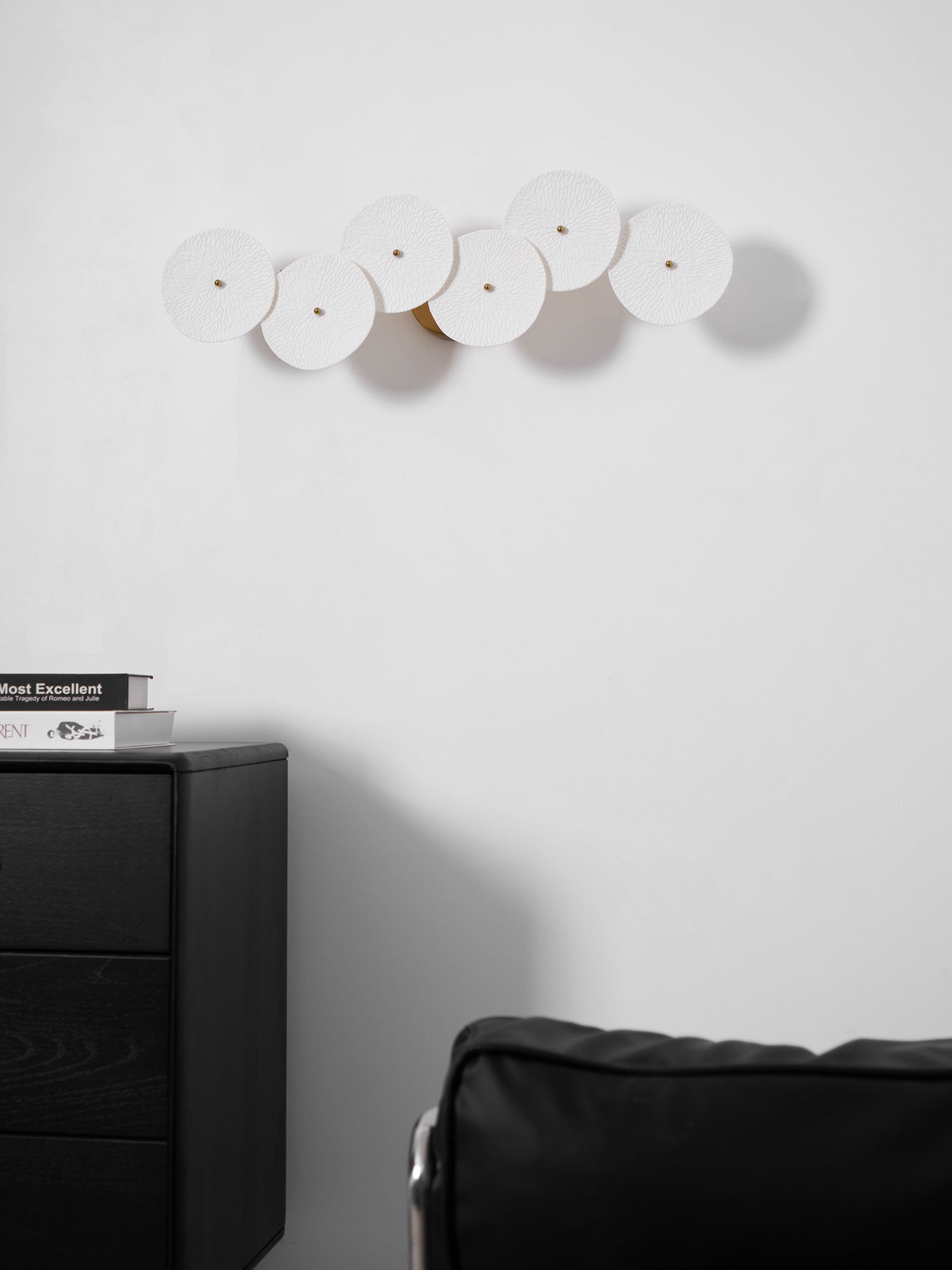 Jesse Elegance Nordic Art Petal Wall Lamp-Neutral Decor