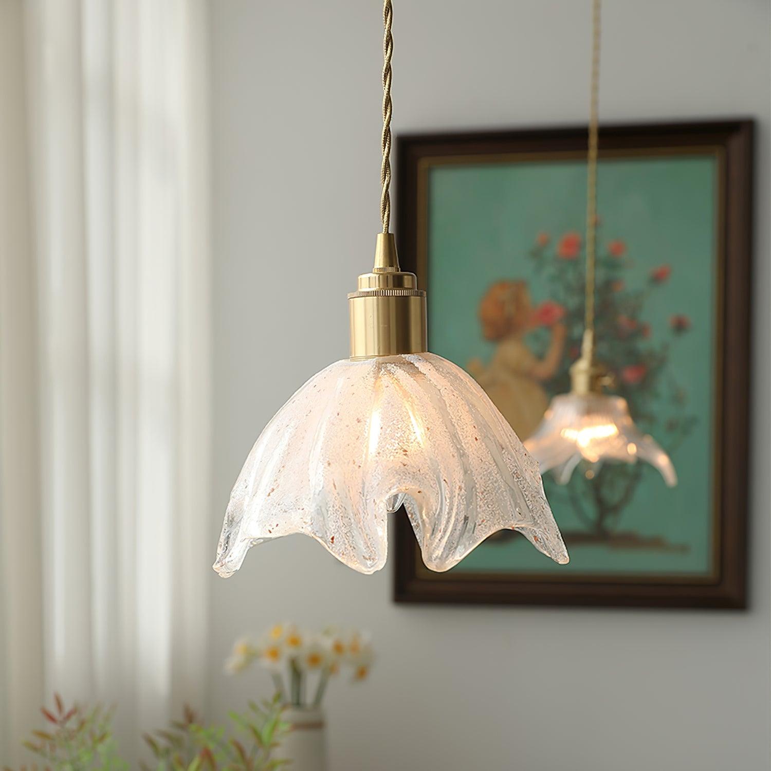 Deveny Pendant Lamp Brass Ruffled Glass Lotus Vintage-Neutral Decor
