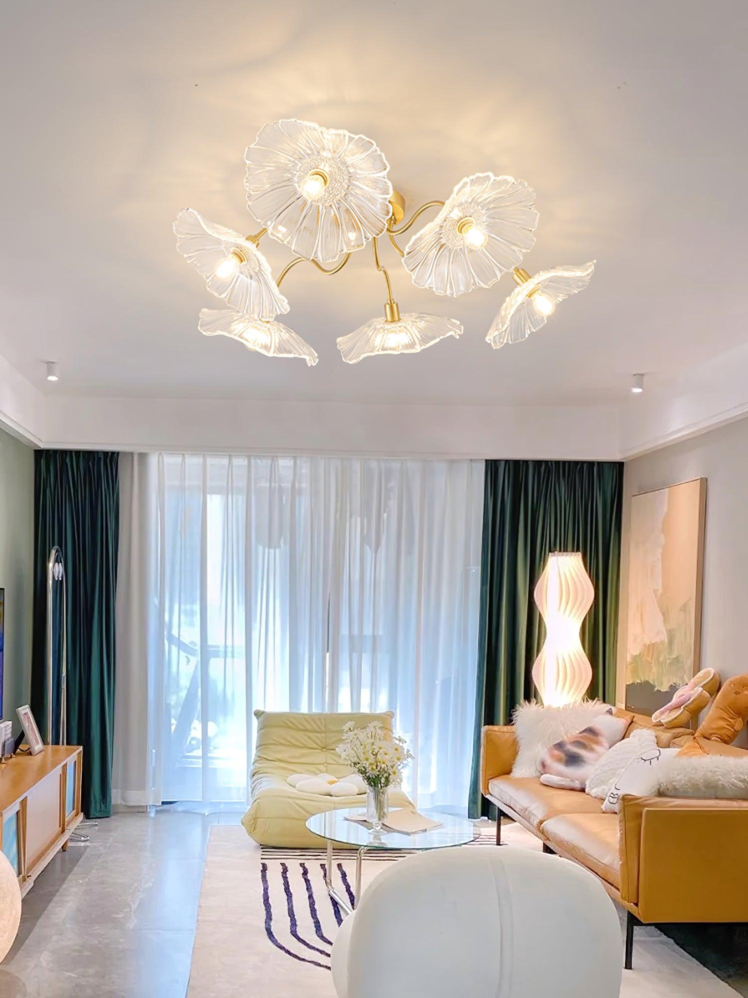 Solara Ceiling Lamp Leaf Glass with Brass Elegant-Neutral Decor