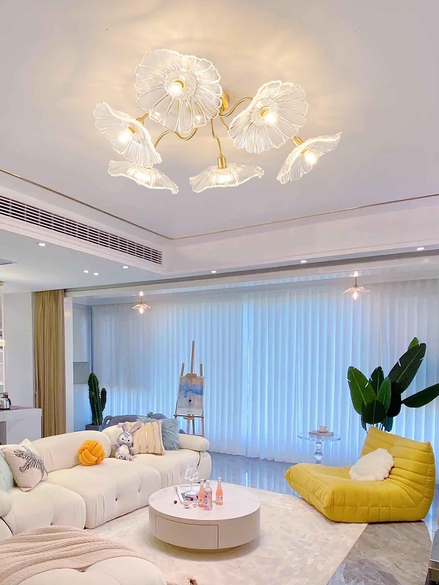 Solara Ceiling Lamp Leaf Glass with Brass Elegant-Neutral Decor