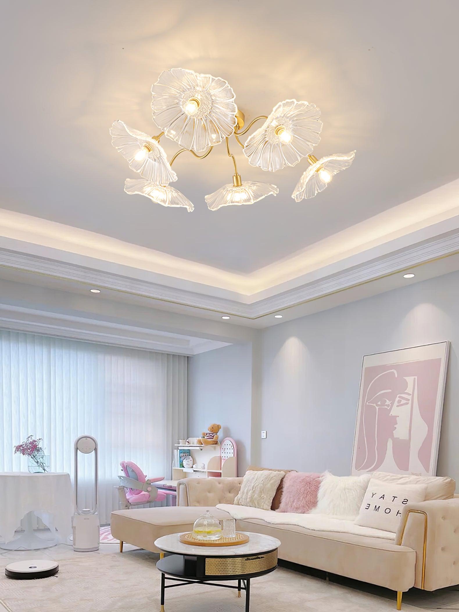 Solara Ceiling Lamp Leaf Glass with Brass Elegant-Neutral Decor