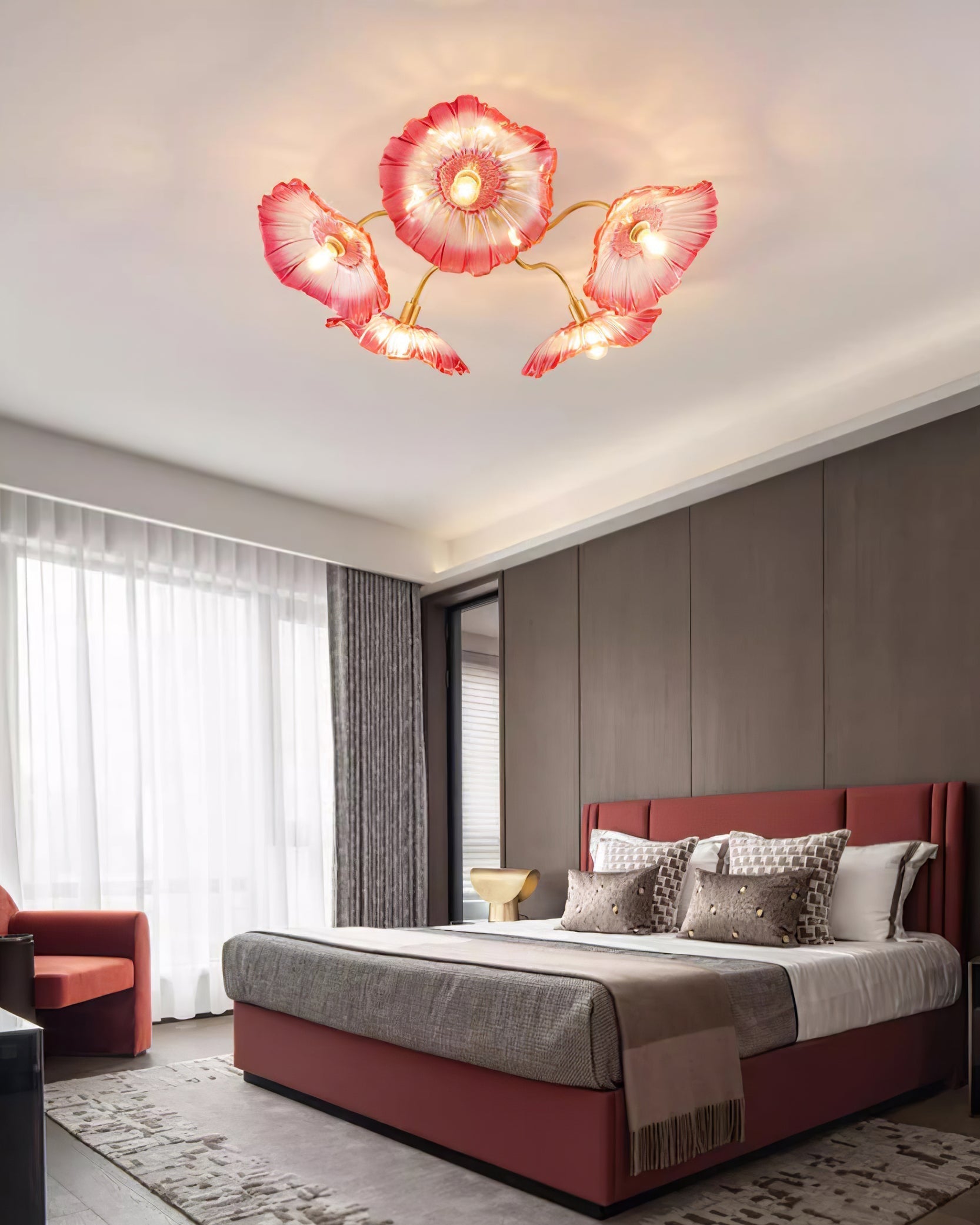 Solara Ceiling Lamp Leaf Glass with Brass Elegant-Neutral Decor