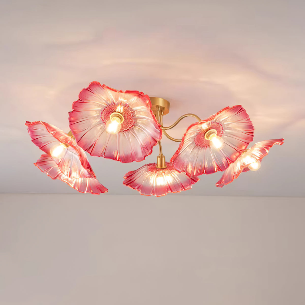 Solara Ceiling Lamp Leaf Glass with Brass Elegant-Neutral Decor