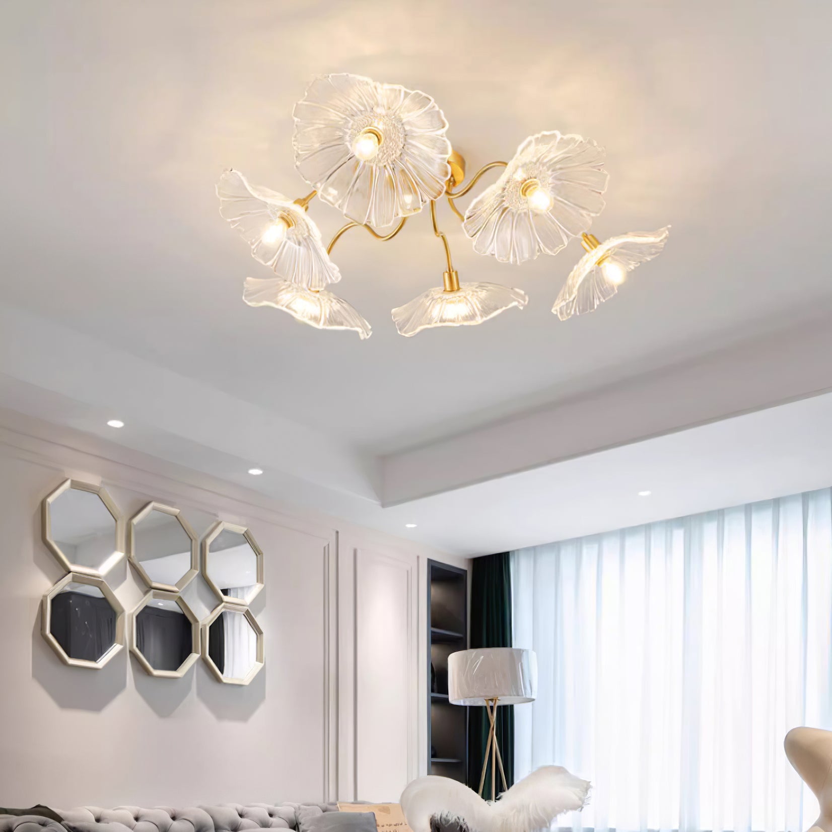 Solara Ceiling Lamp Leaf Glass with Brass Elegant-Neutral Decor