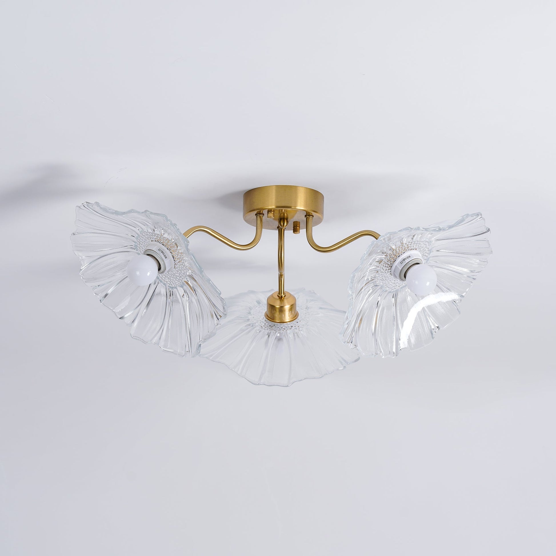 Solara Ceiling Lamp Leaf Glass with Brass Elegant-Neutral Decor