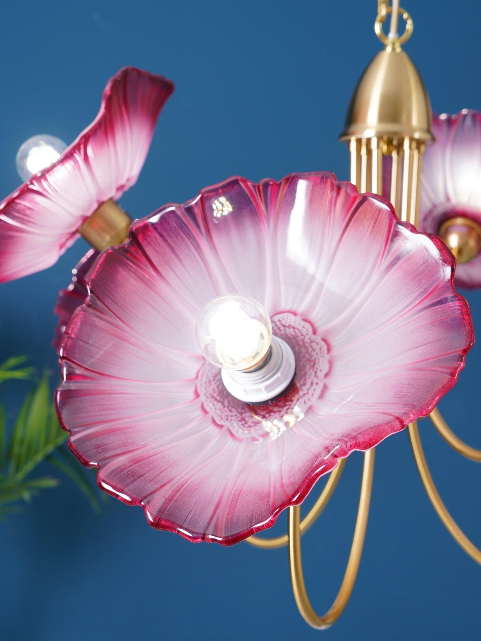 Lustra Chandelier Lotus Leaf Glass-Neutral Decor