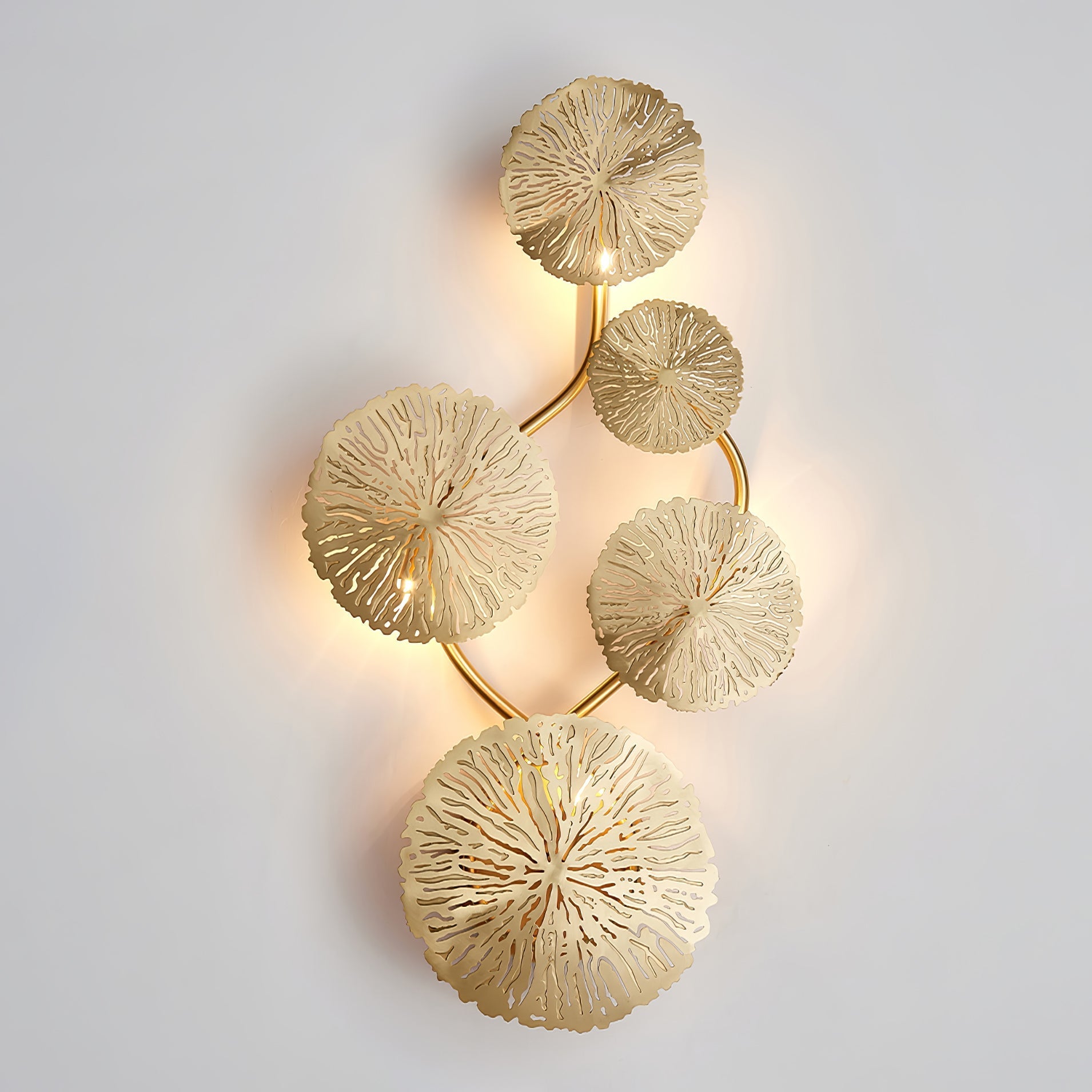 Rylso Wall Lamp Lotus Leaf Brass-Neutral Decor