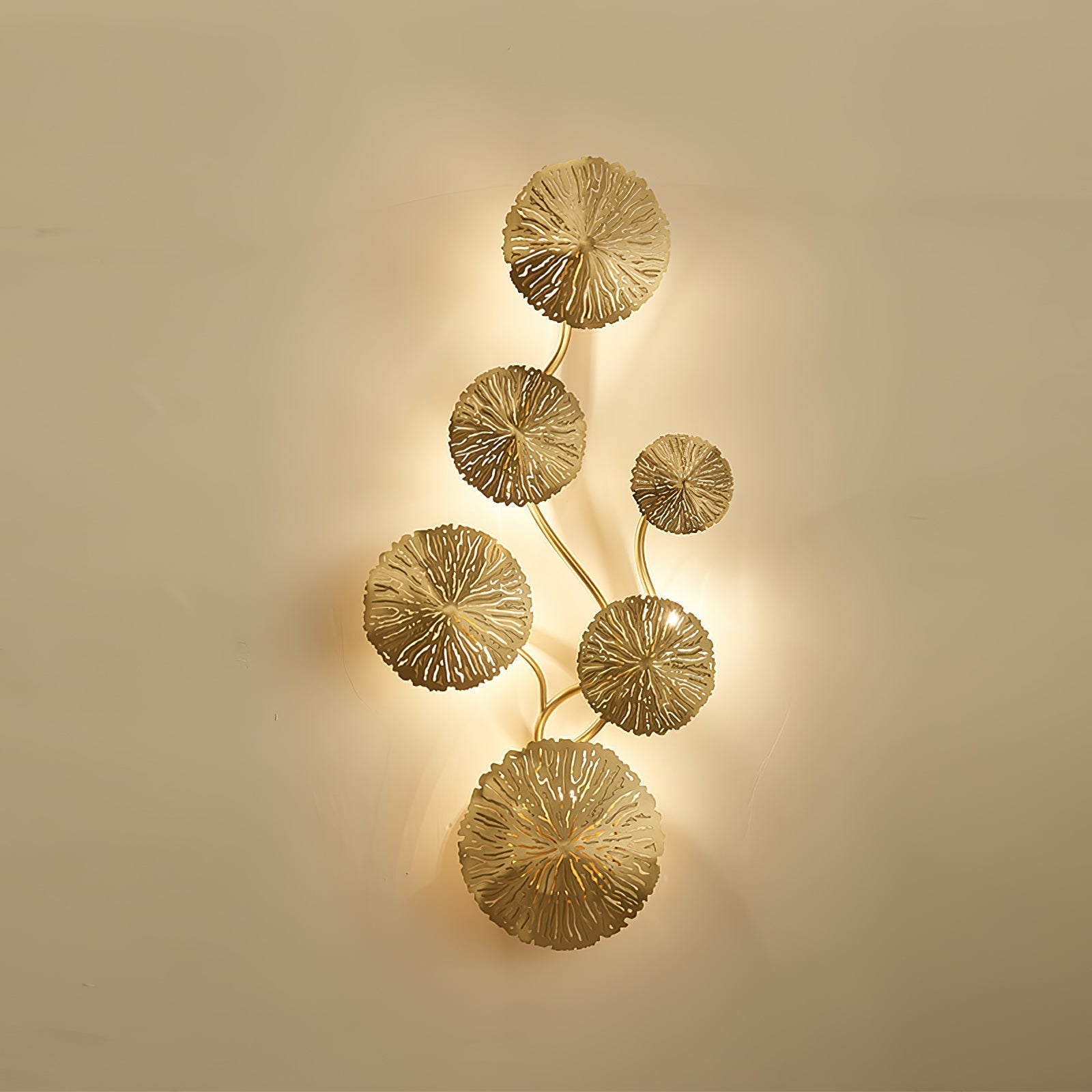 Rylso Wall Lamp Lotus Leaf Brass-Neutral Decor