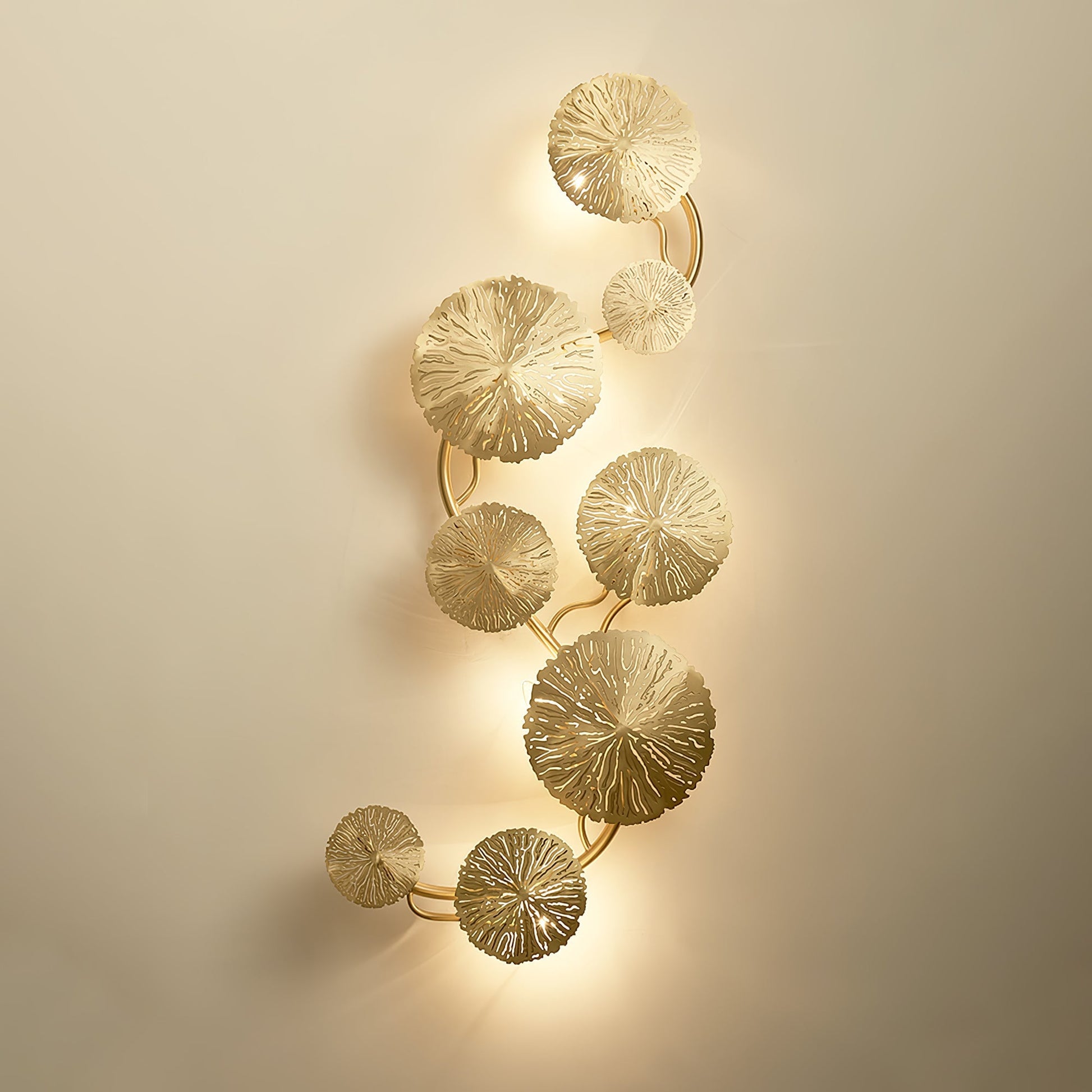 Rylso Wall Lamp Lotus Leaf Brass-Neutral Decor