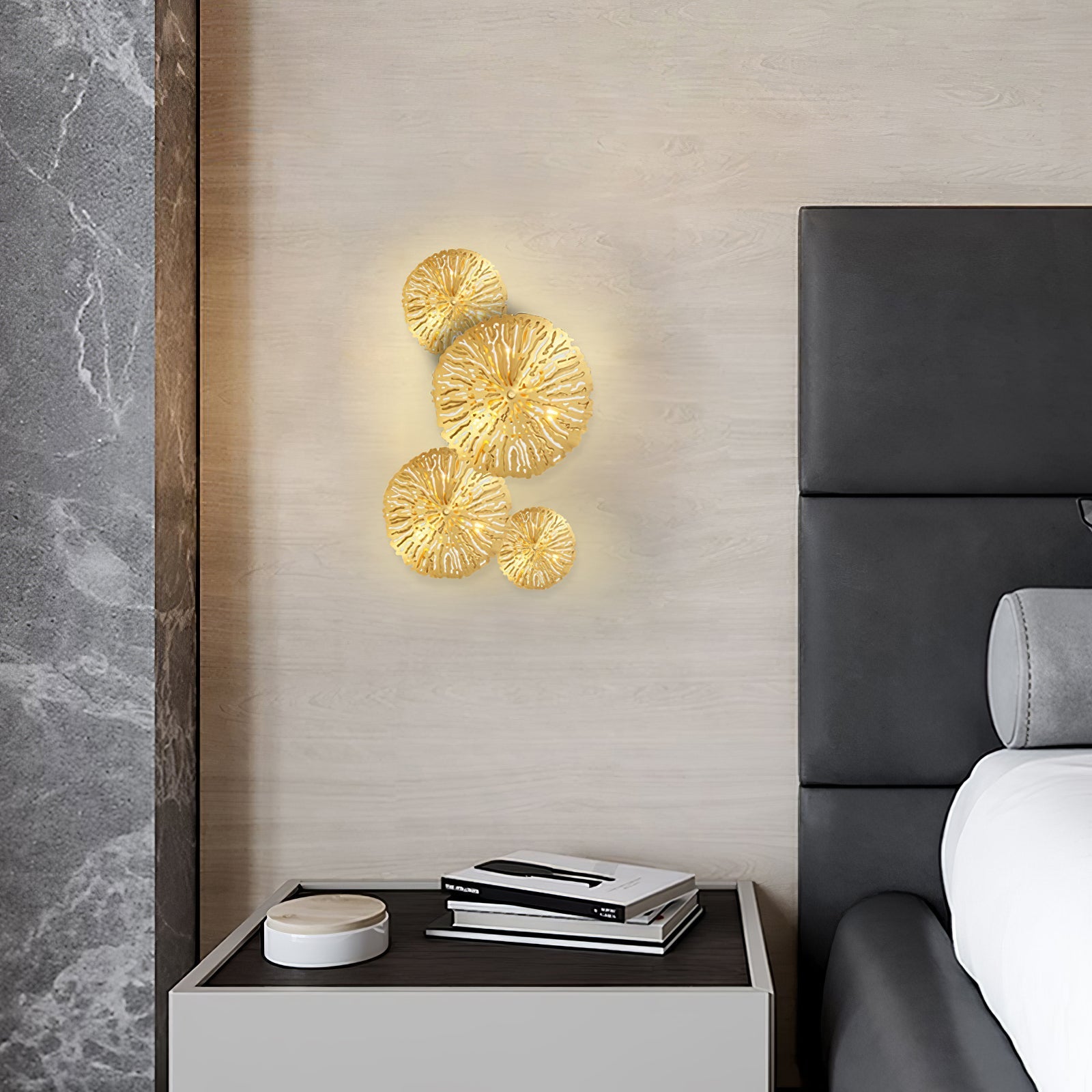 Rylso Wall Lamp Lotus Leaf Brass-Neutral Decor