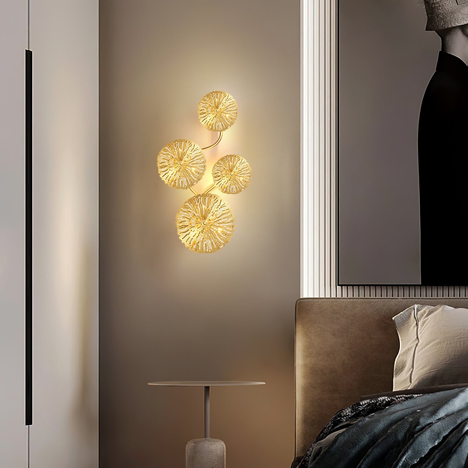 Rylso Wall Lamp Lotus Leaf Brass-Neutral Decor