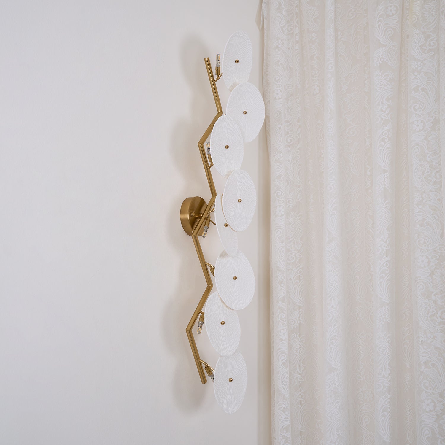 Jesse Elegance Nordic Art Petal Wall Lamp-Neutral Decor