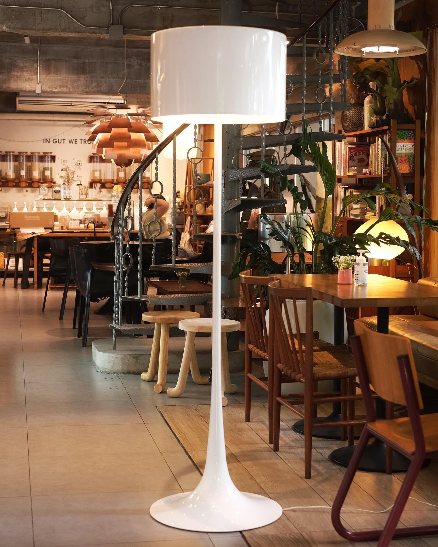 Vesper Floor Lamp