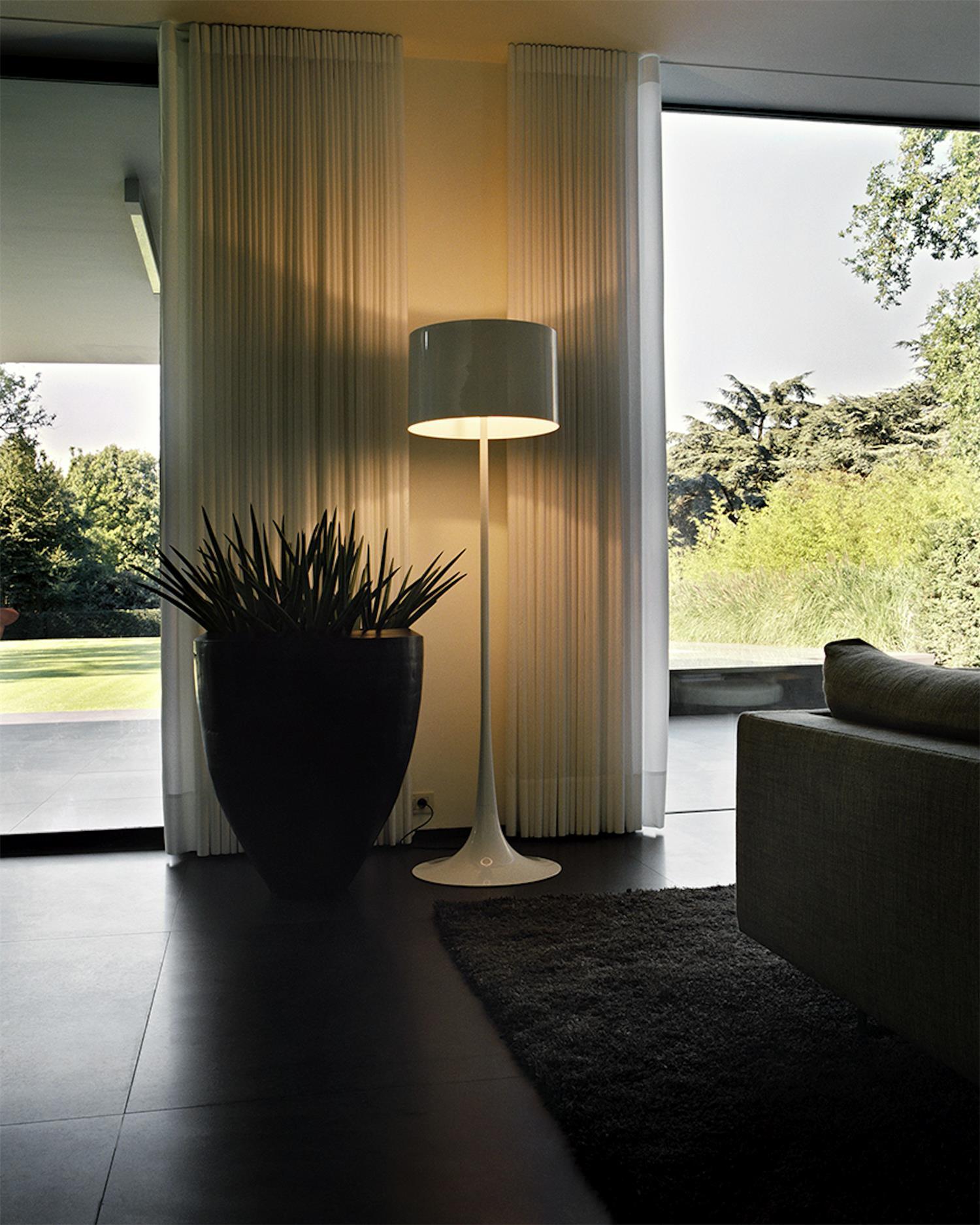 Vesper Floor Lamp