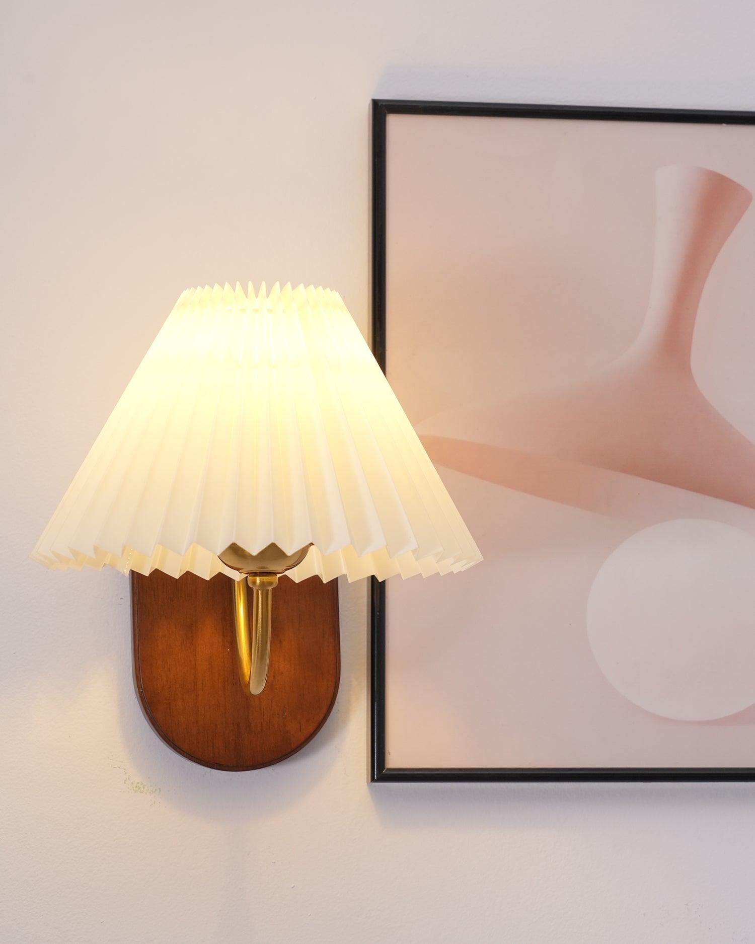 Solenne Vintage Pleated Shade Wall Lamp