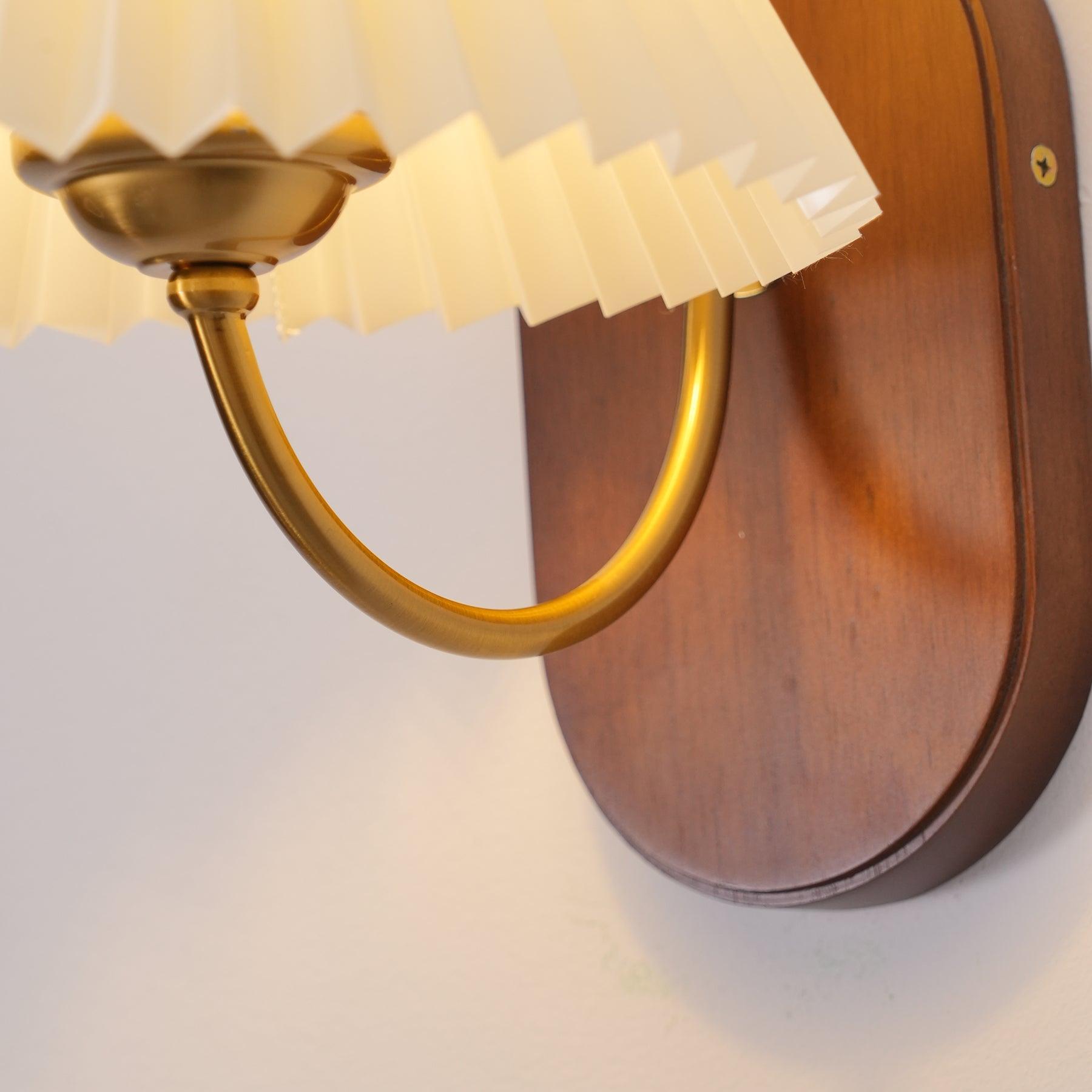 Solenne Vintage Pleated Shade Wall Lamp