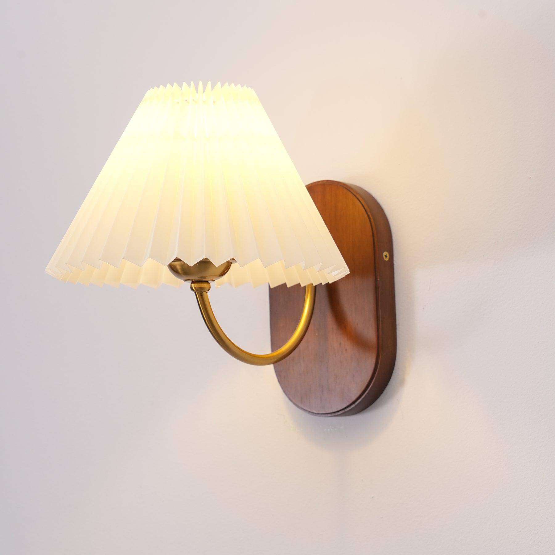 Solenne Vintage Pleated Shade Wall Lamp
