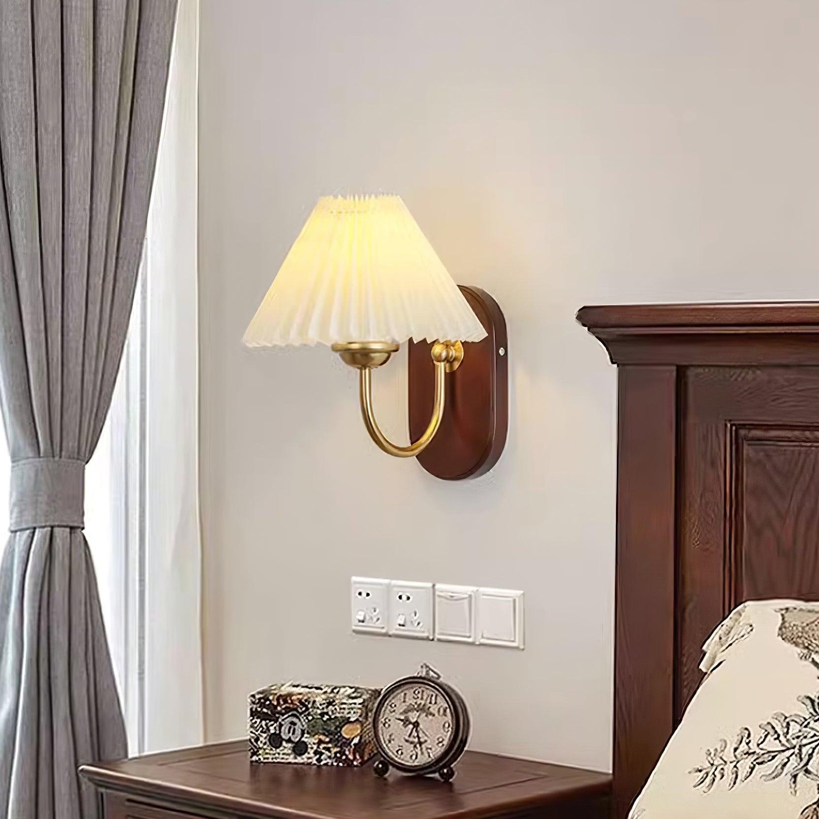 Solenne Vintage Pleated Shade Wall Lamp