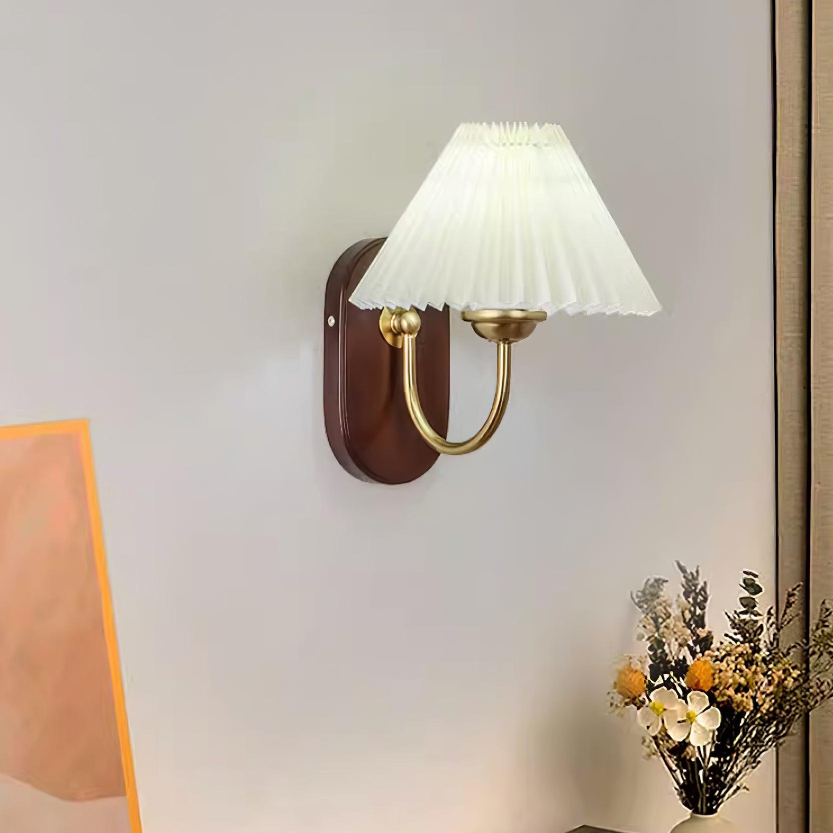 Solenne Vintage Pleated Shade Wall Lamp