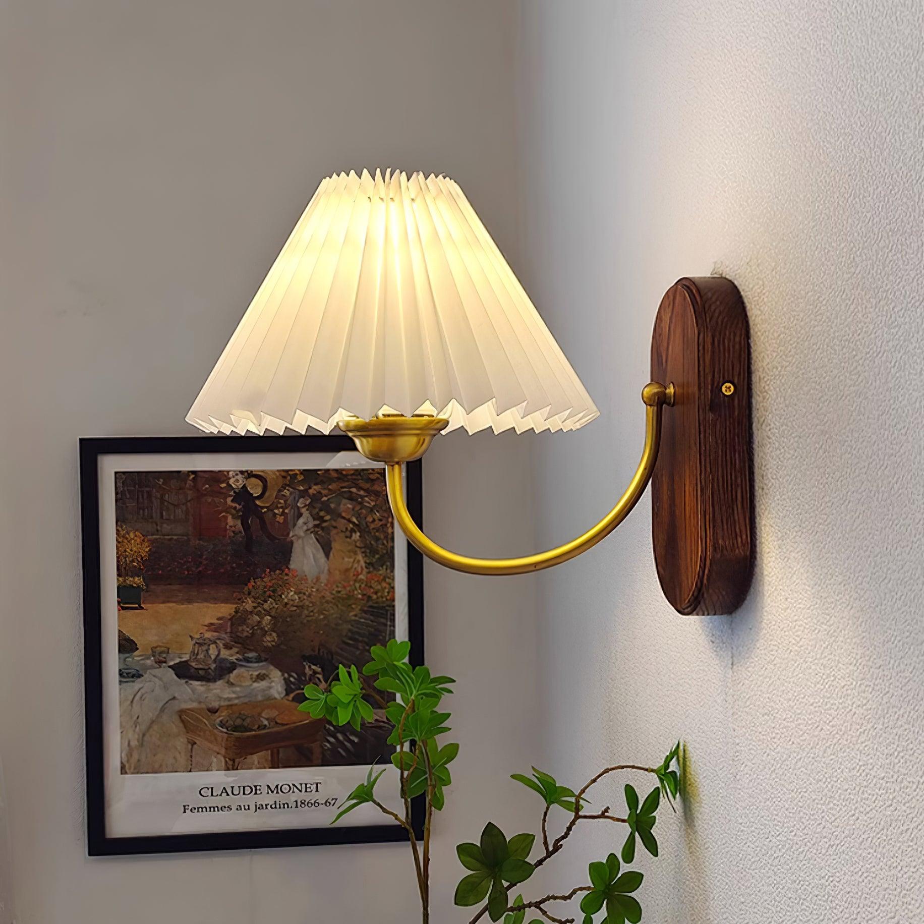 Solenne Vintage Pleated Shade Wall Lamp