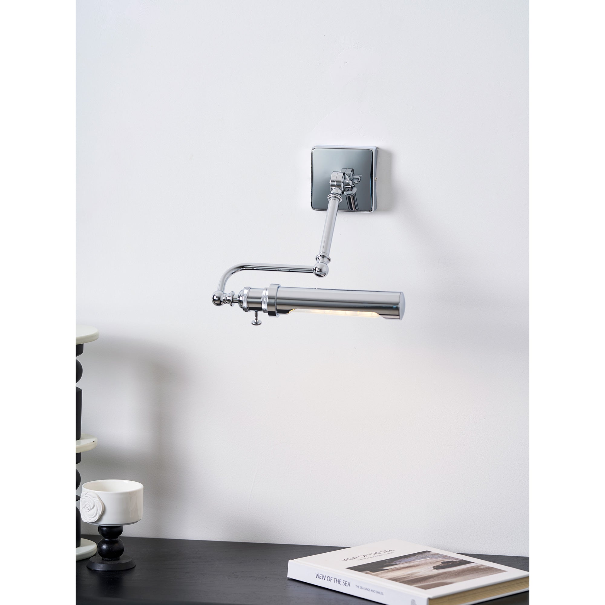 The lamp head of the Luca Wall Lamp, showing the socket area.