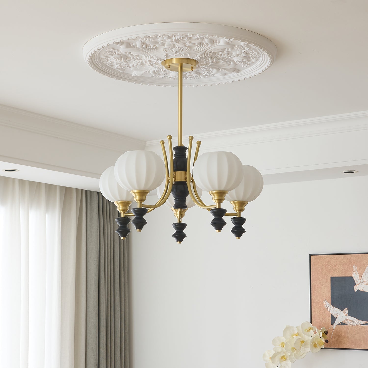 Zavenen Traditional Elegance Vintage Brass Wood Chandelier-Neutral Decor