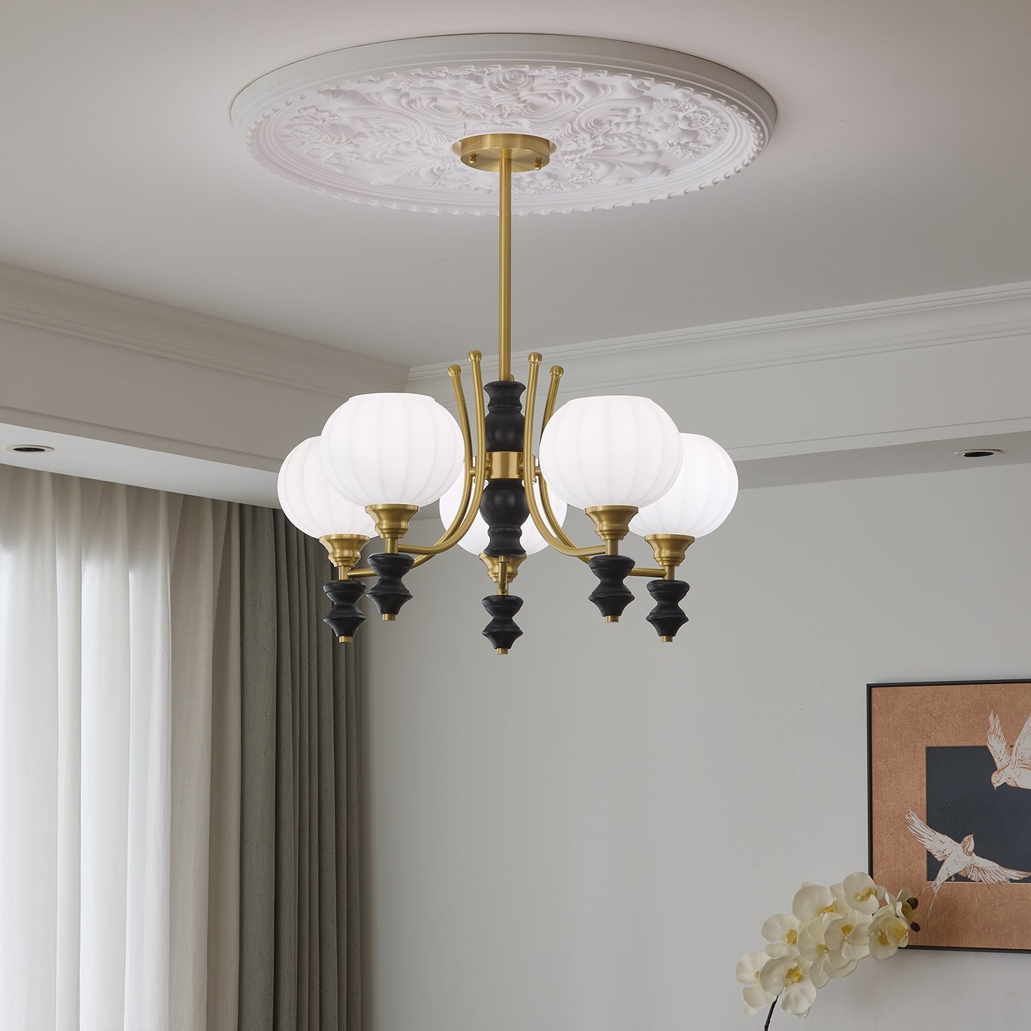 Zavenen Traditional Elegance Vintage Brass Wood Chandelier-Neutral Decor