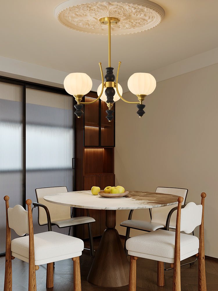 Zavenen Traditional Elegance Vintage Brass Wood Chandelier-Neutral Decor